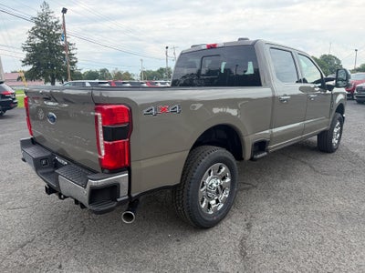 2026 Ford Super Duty F-250 SRW LARIAT 4WD Crew Cab 6.75' Box
