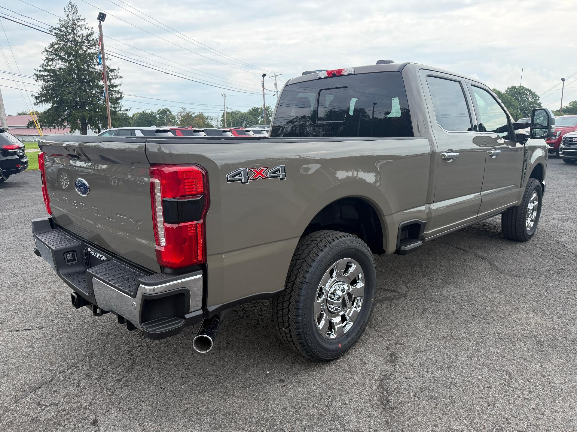 2026 Ford Super Duty F-250 SRW LARIAT 4WD Crew Cab 6.75' Box