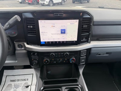 2027 Ford Super Duty F-250 SRW XLT 4WD Crew Cab 6.75' Box