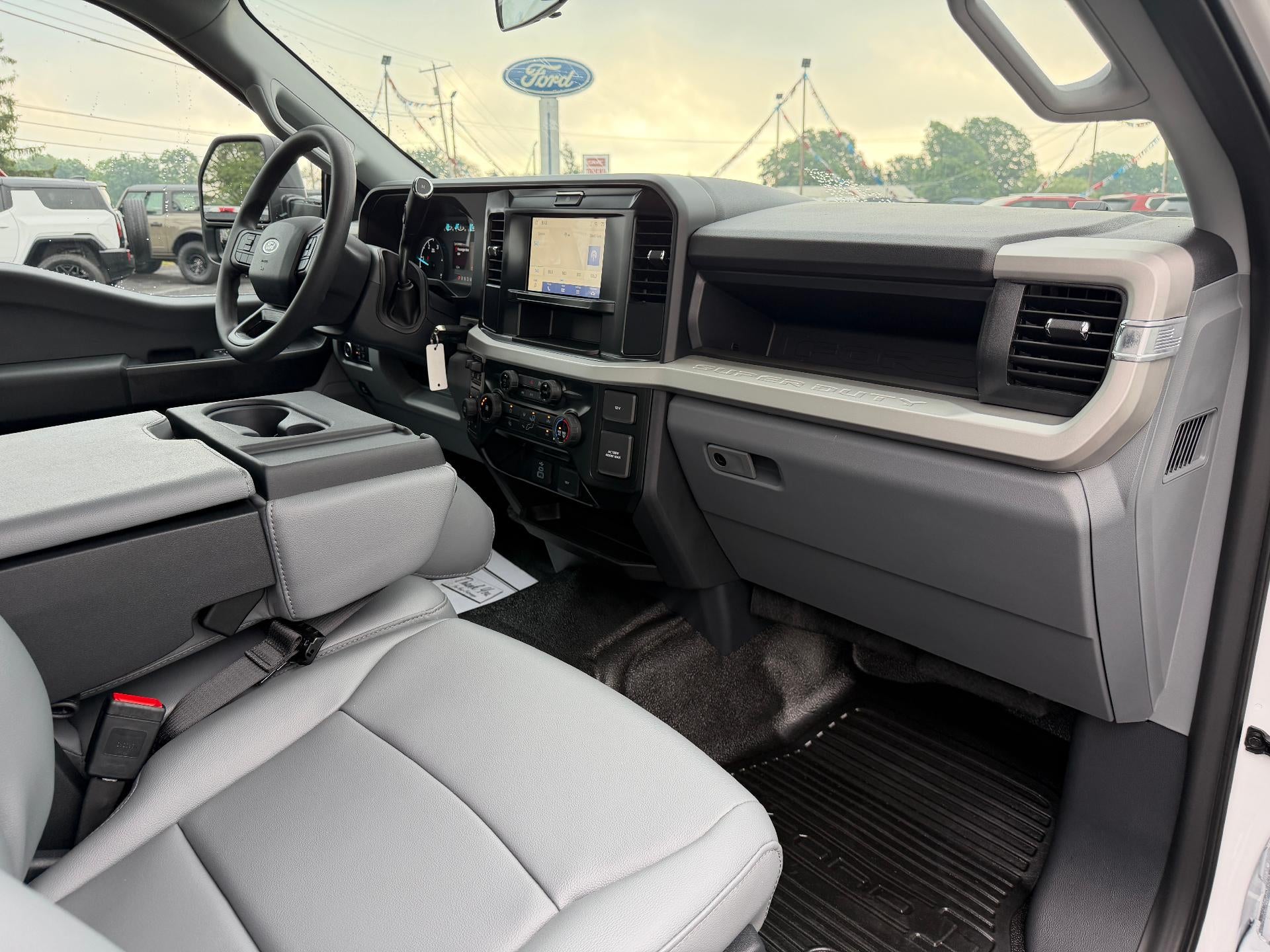 2026 Ford Super Duty F-250 SRW XL 4WD Crew Cab 6.75' Box