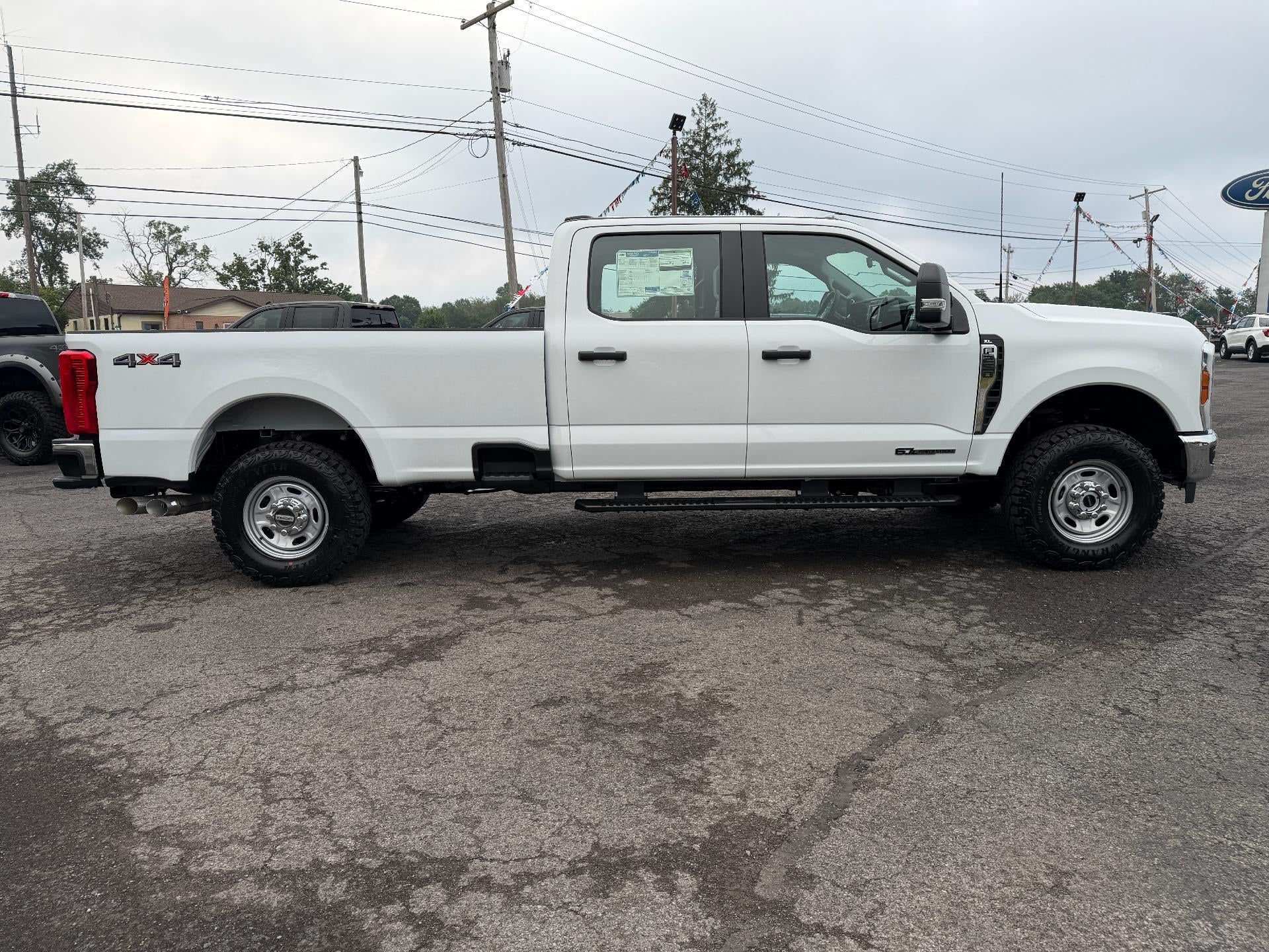 2026 Ford Super Duty F-250 SRW XL 4WD Crew Cab 6.75' Box