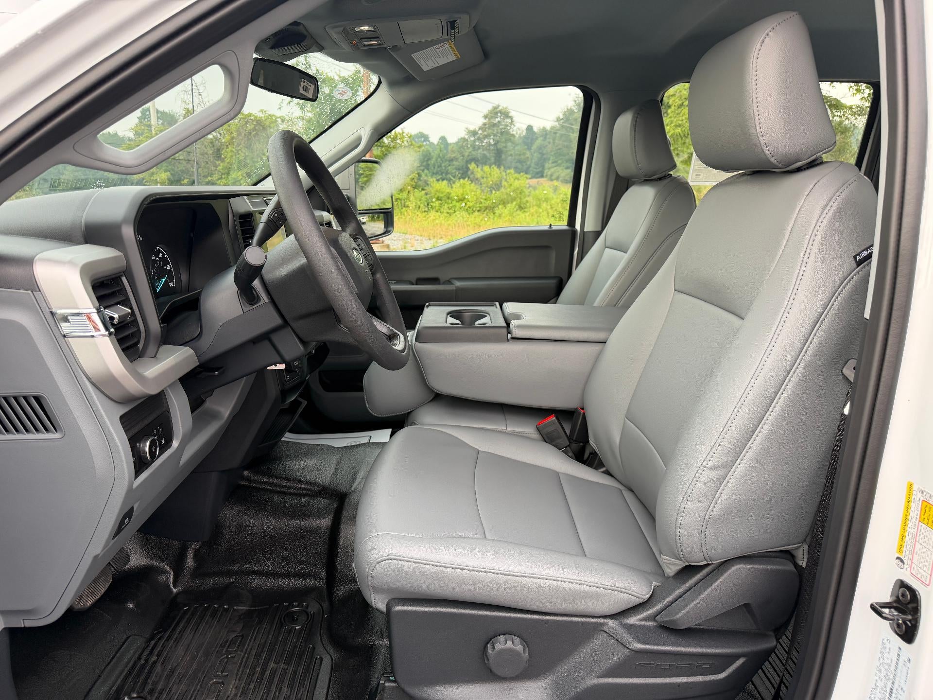 2026 Ford Super Duty F-250 SRW XL 4WD Crew Cab 6.75' Box