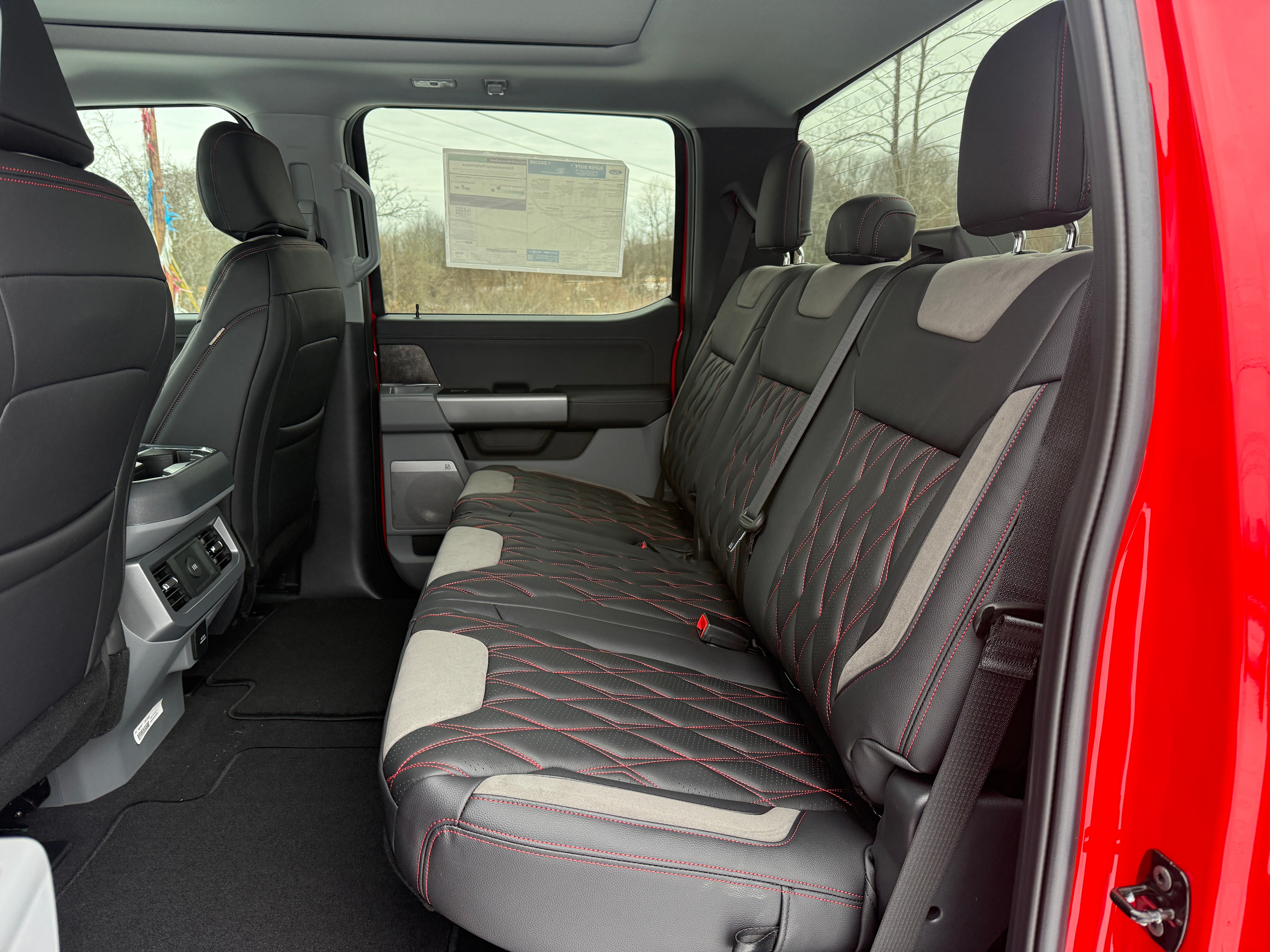 2026 Ford Super Duty F-250 SRW Black Widow