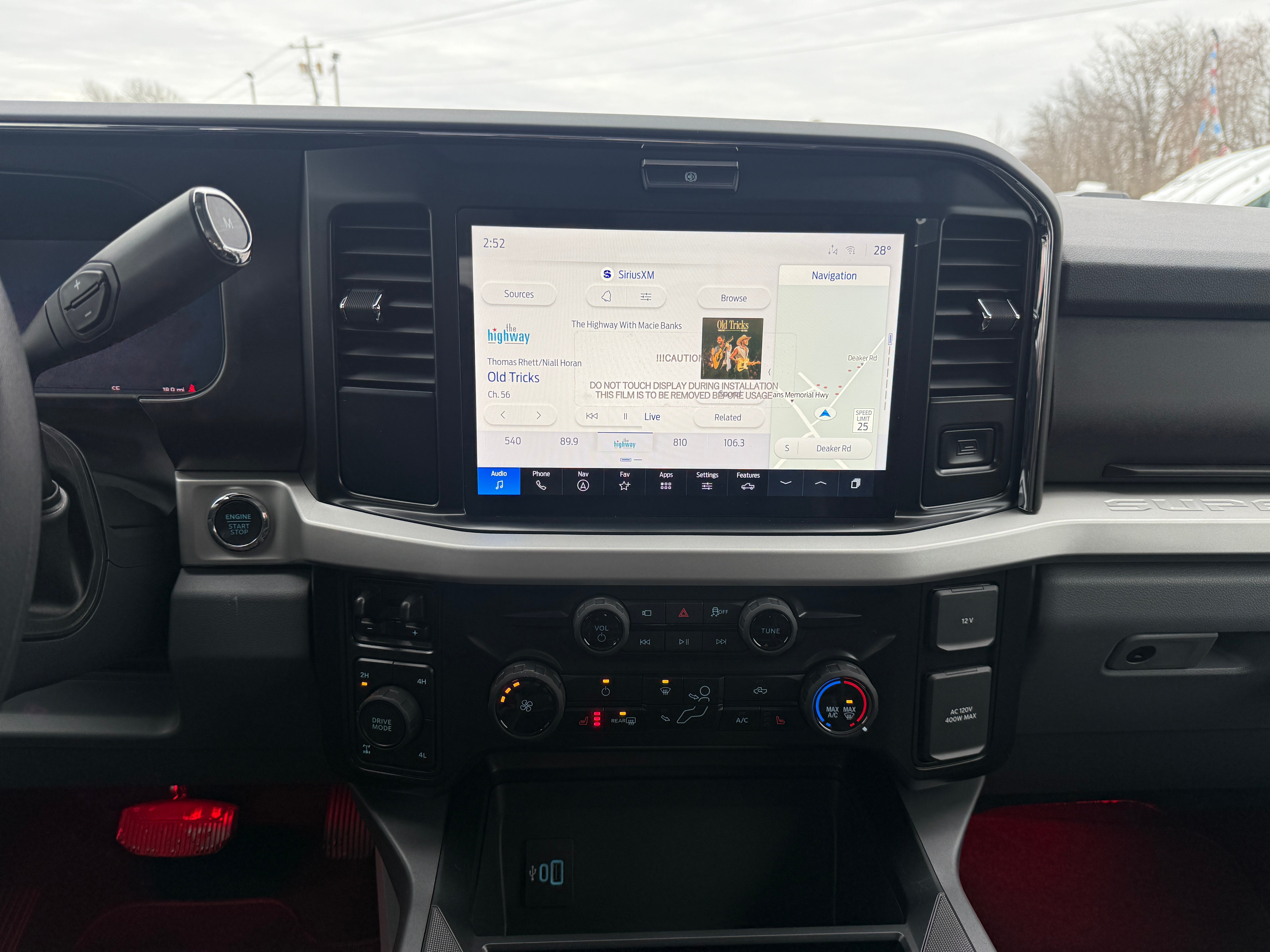 2026 Ford Super Duty F-250 SRW Black Widow