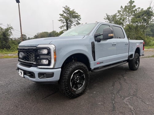 2027 Ford Super Duty F-350 SRW LARIAT 4WD Crew Cab 6.75' Box