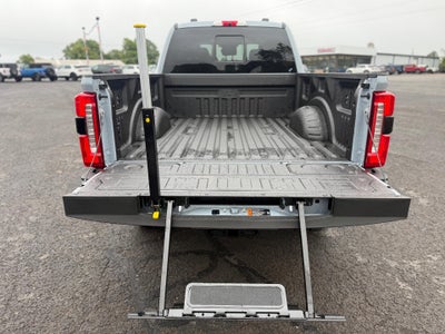 2027 Ford Super Duty F-350 SRW LARIAT 4WD Crew Cab 6.75' Box