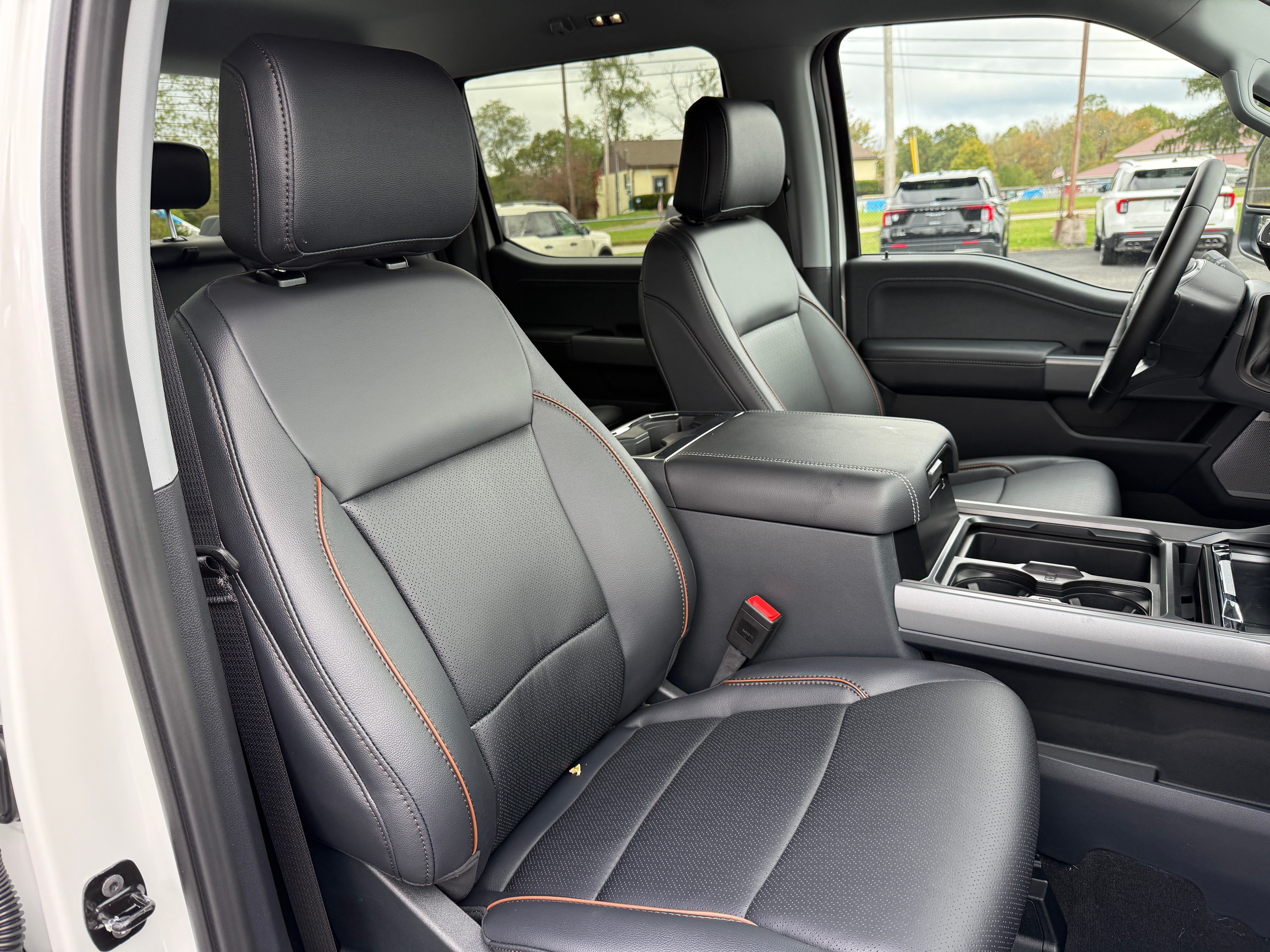 2026 Ford Super Duty F-350 SRW LARIAT 4WD Crew Cab 6.75' Box