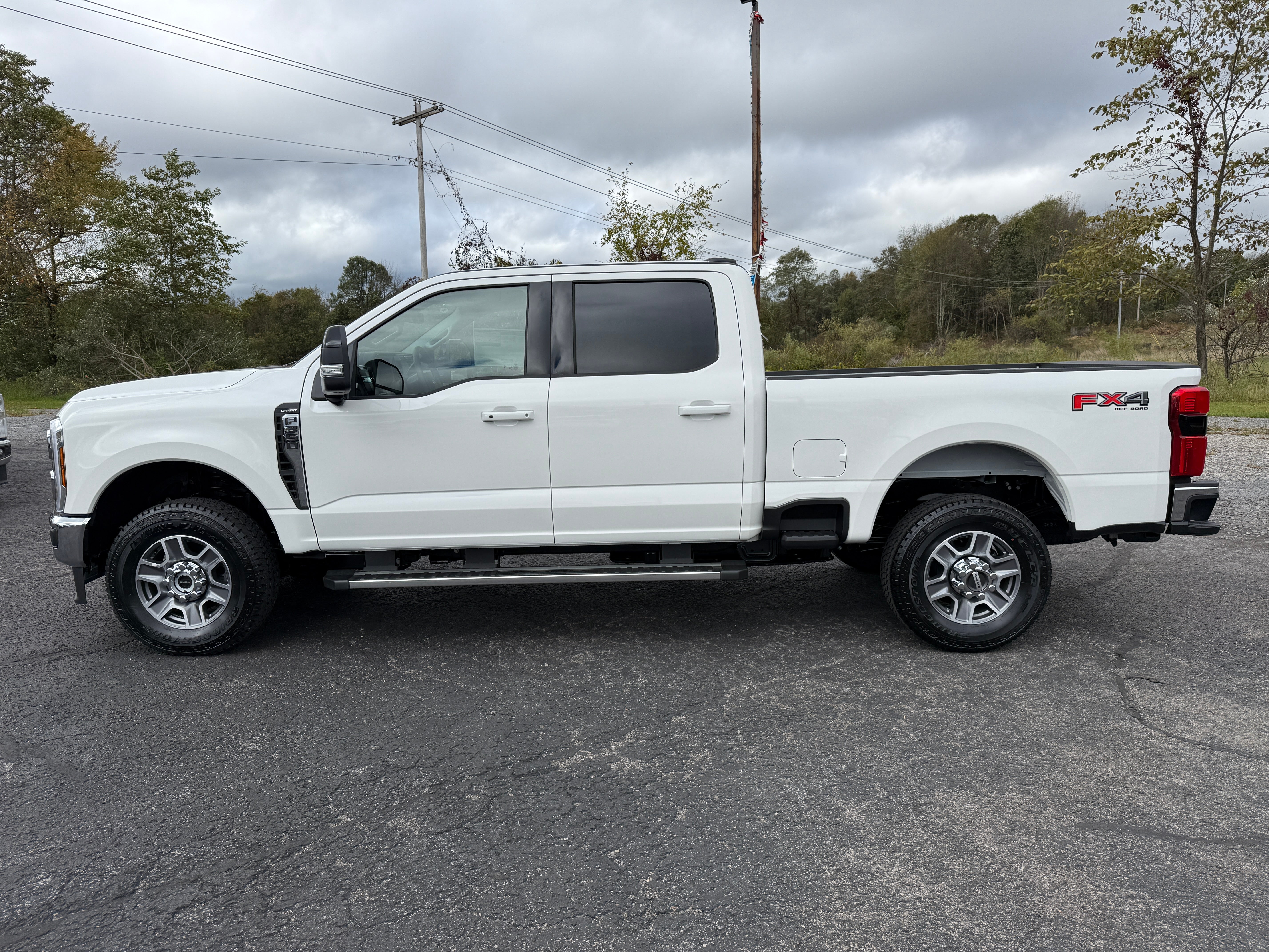 2026 Ford Super Duty F-350 SRW LARIAT 4WD Crew Cab 6.75' Box
