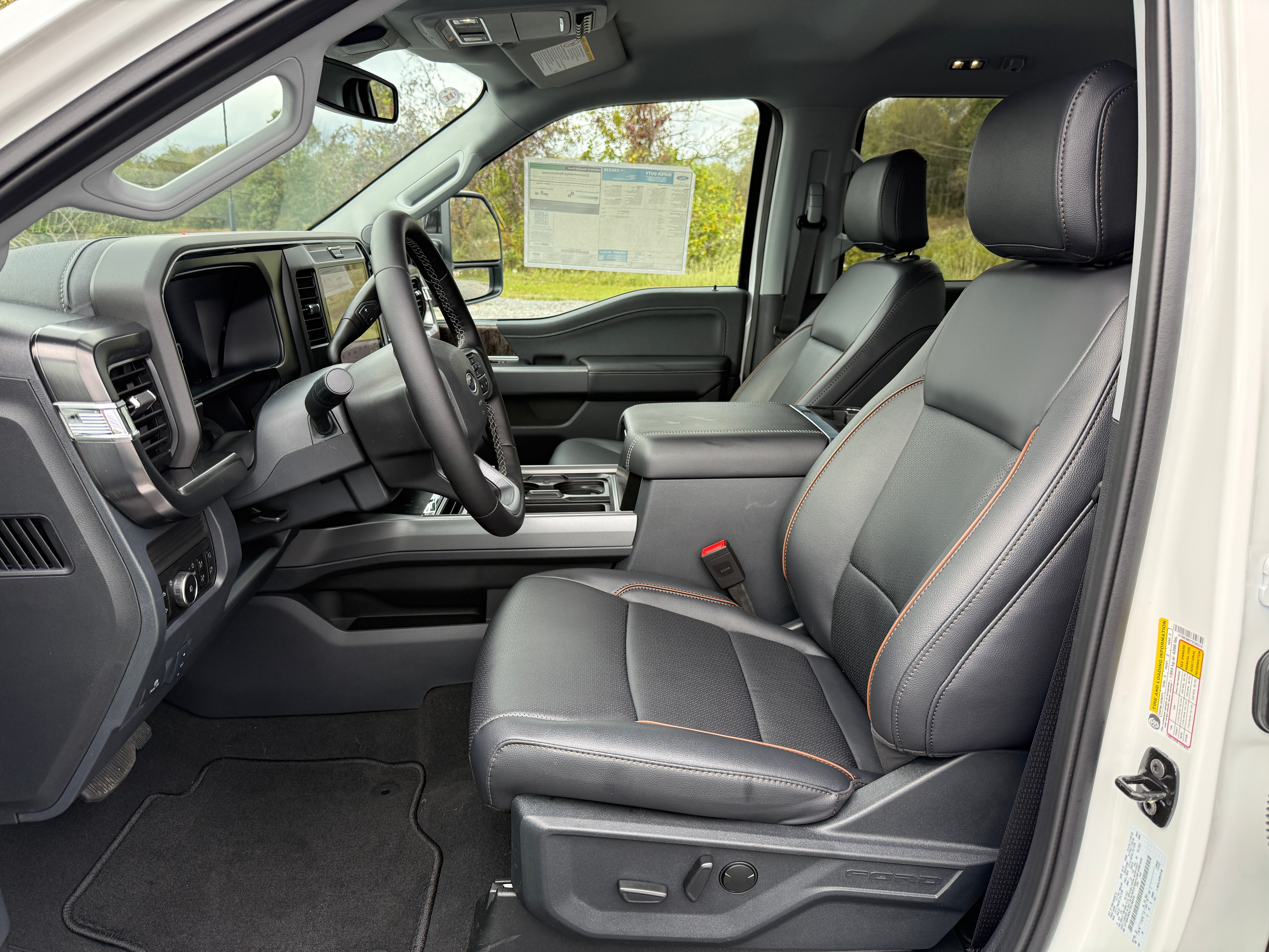 2026 Ford Super Duty F-350 SRW LARIAT 4WD Crew Cab 6.75' Box