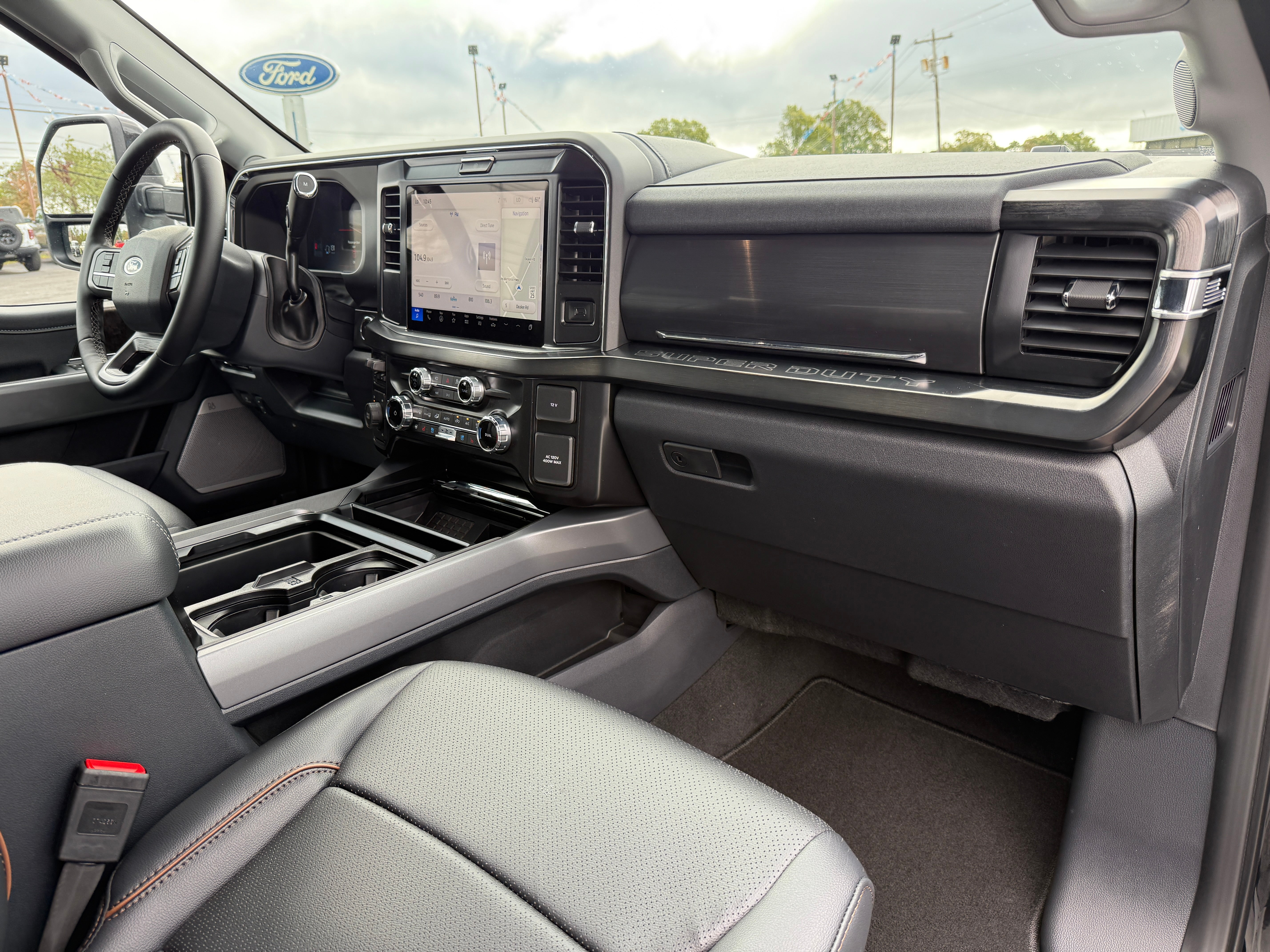 2026 Ford Super Duty F-350 SRW LARIAT 4WD Crew Cab 8' Box