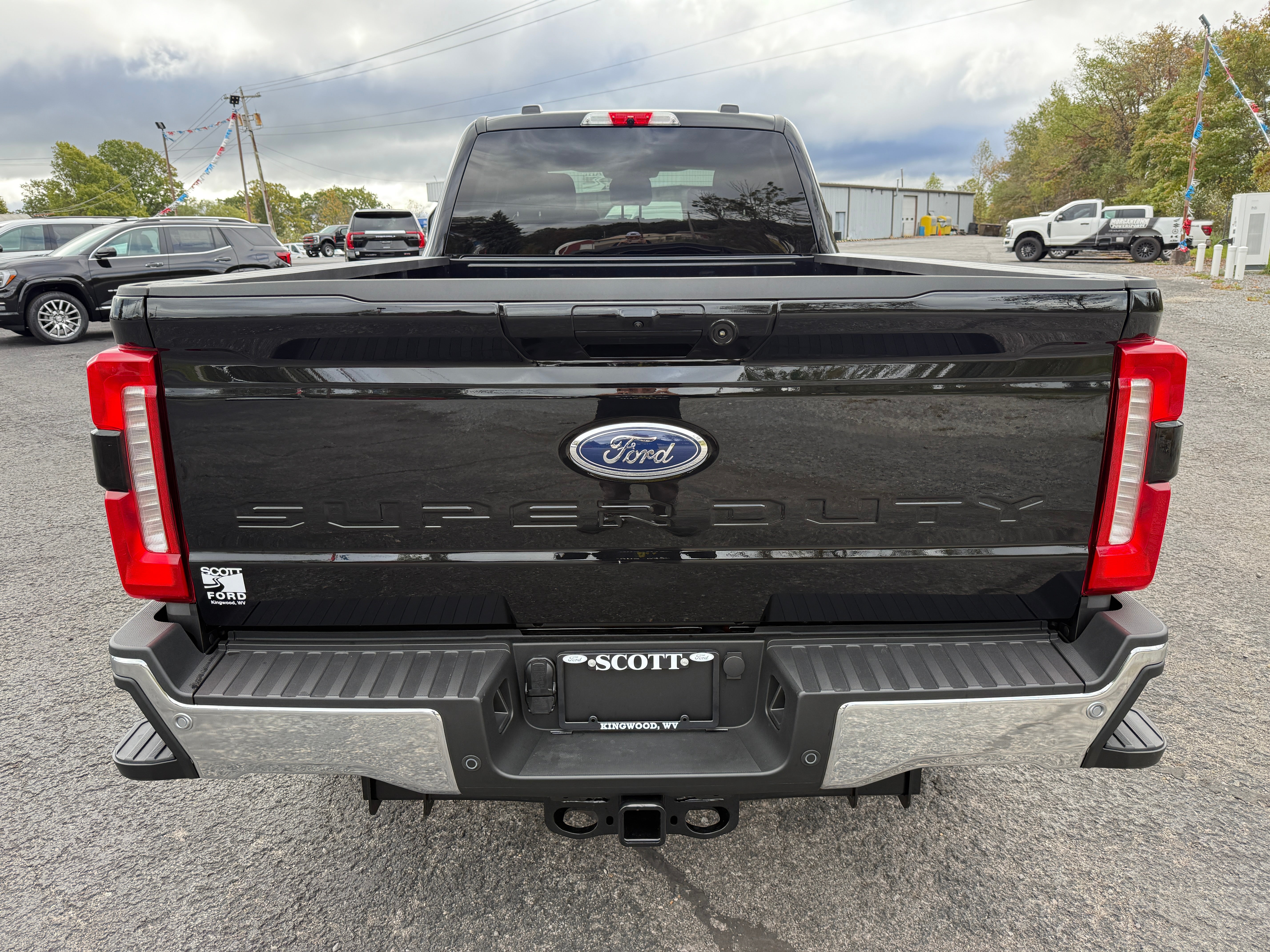 2026 Ford Super Duty F-350 SRW LARIAT 4WD Crew Cab 8' Box