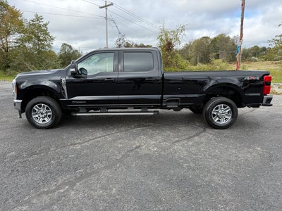 2026 Ford Super Duty F-350 SRW LARIAT 4WD Crew Cab 8' Box