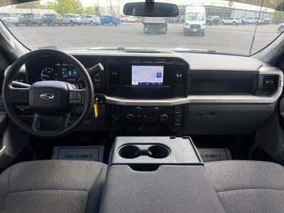 2024 Ford Super Duty F-350 SRW XL 4WD Crew Cab 6.75' Box