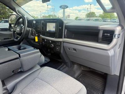 2024 Ford Super Duty F-350 SRW XL 4WD Crew Cab 6.75' Box