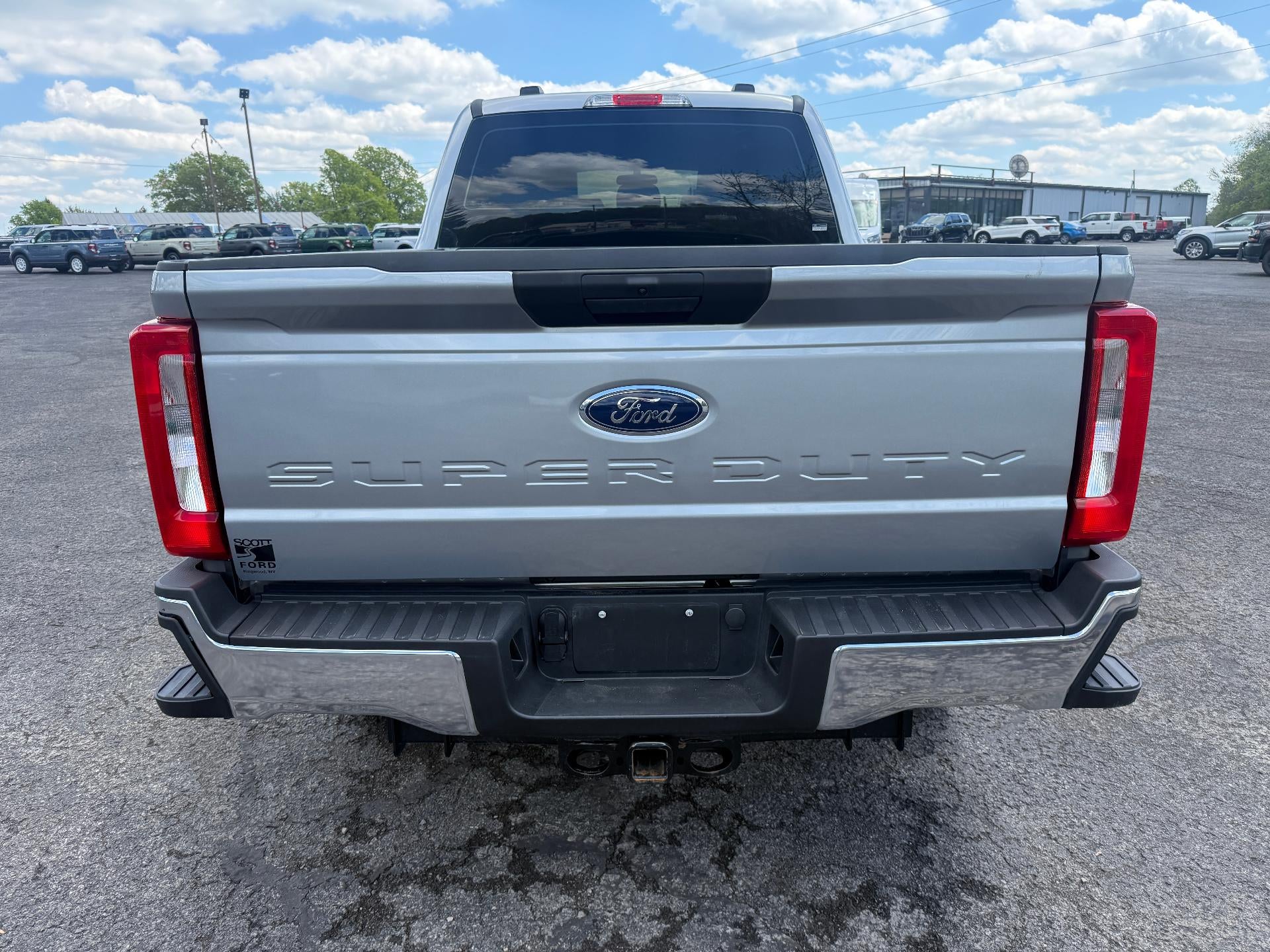2024 Ford Super Duty F-350 SRW XL 4WD Crew Cab 6.75' Box