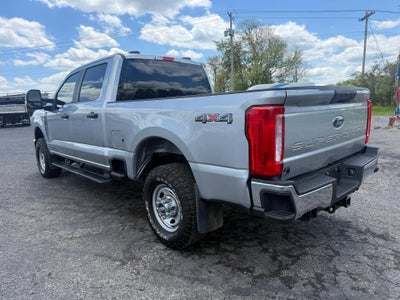 2024 Ford Super Duty F-350 SRW XL 4WD Crew Cab 6.75' Box