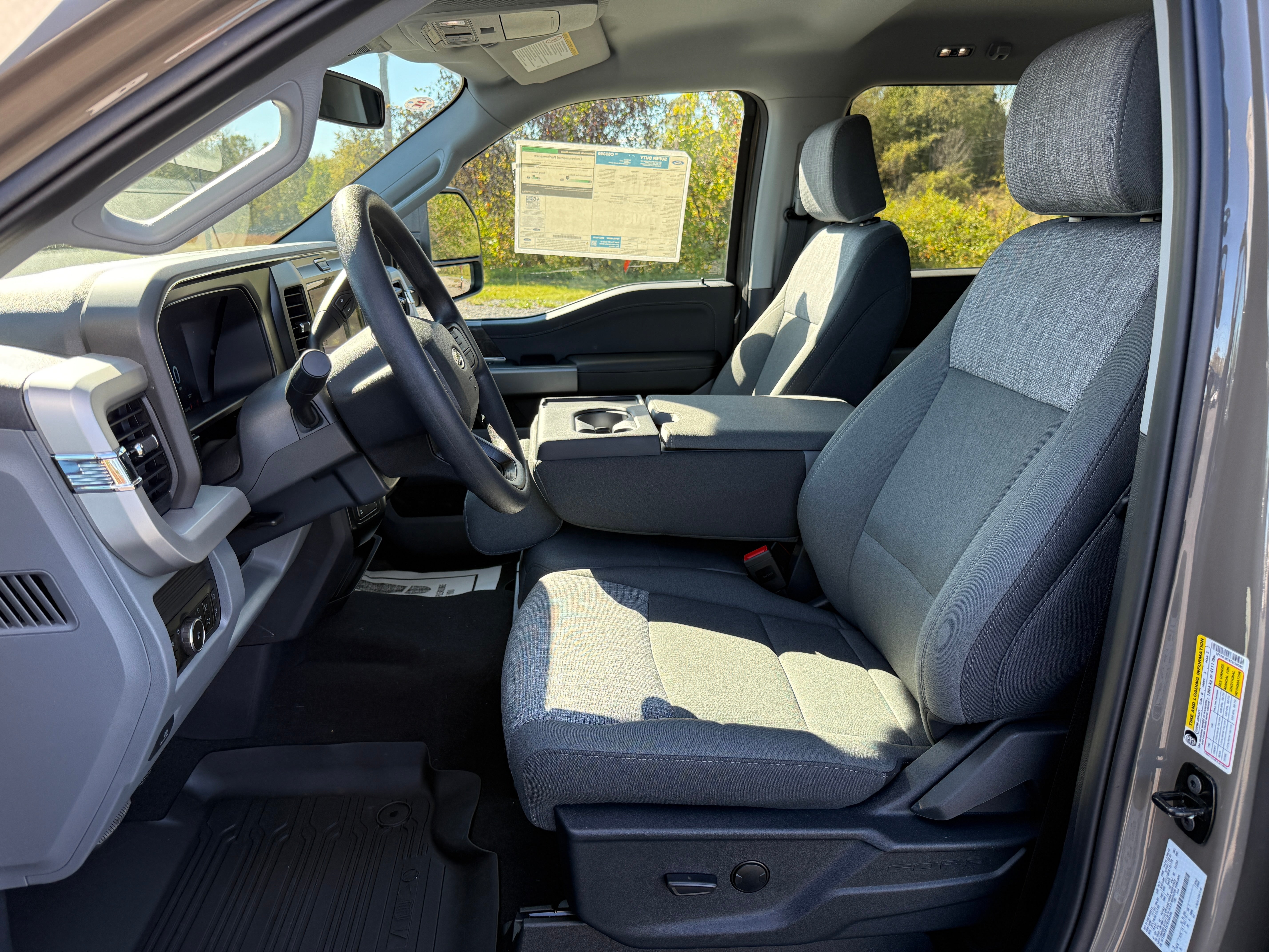 2026 Ford Super Duty F-350 SRW XLT 4WD Crew Cab 6.75' Box