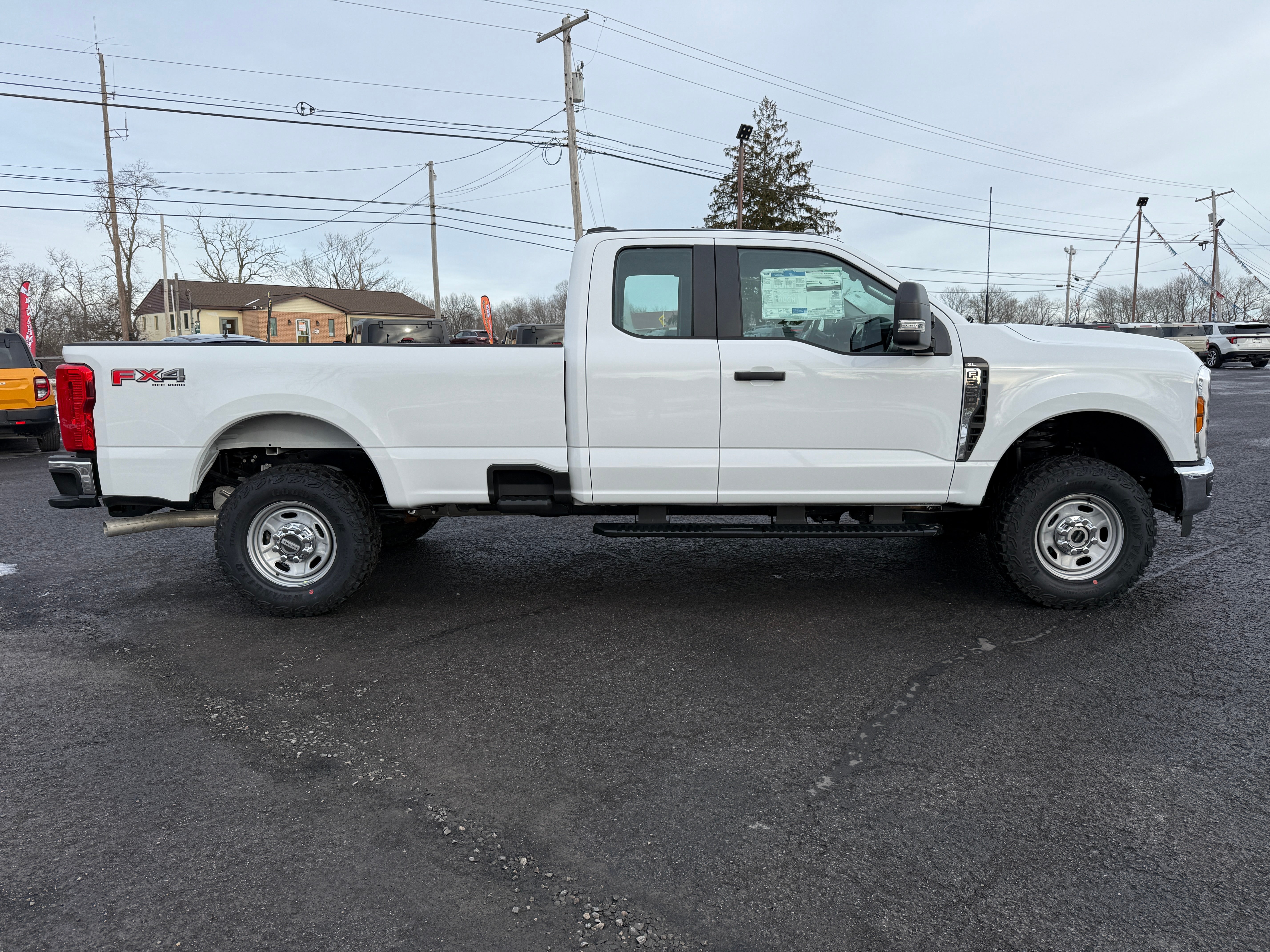 2026 Ford Super Duty F-350 SRW XL 4WD SuperCab 8' Box