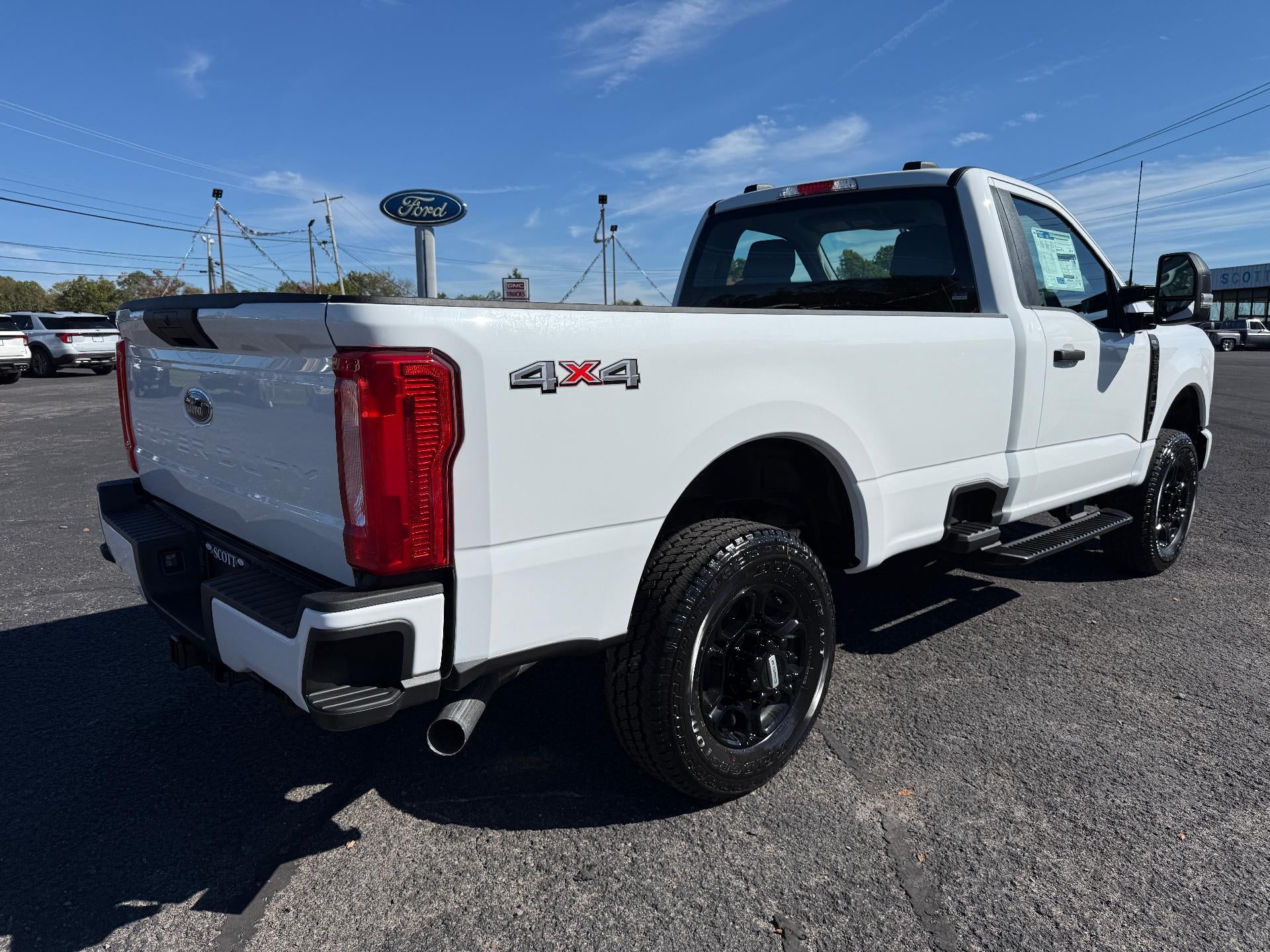 2026 Ford Super Duty F-250 SRW XL 4WD Reg Cab 8' Box
