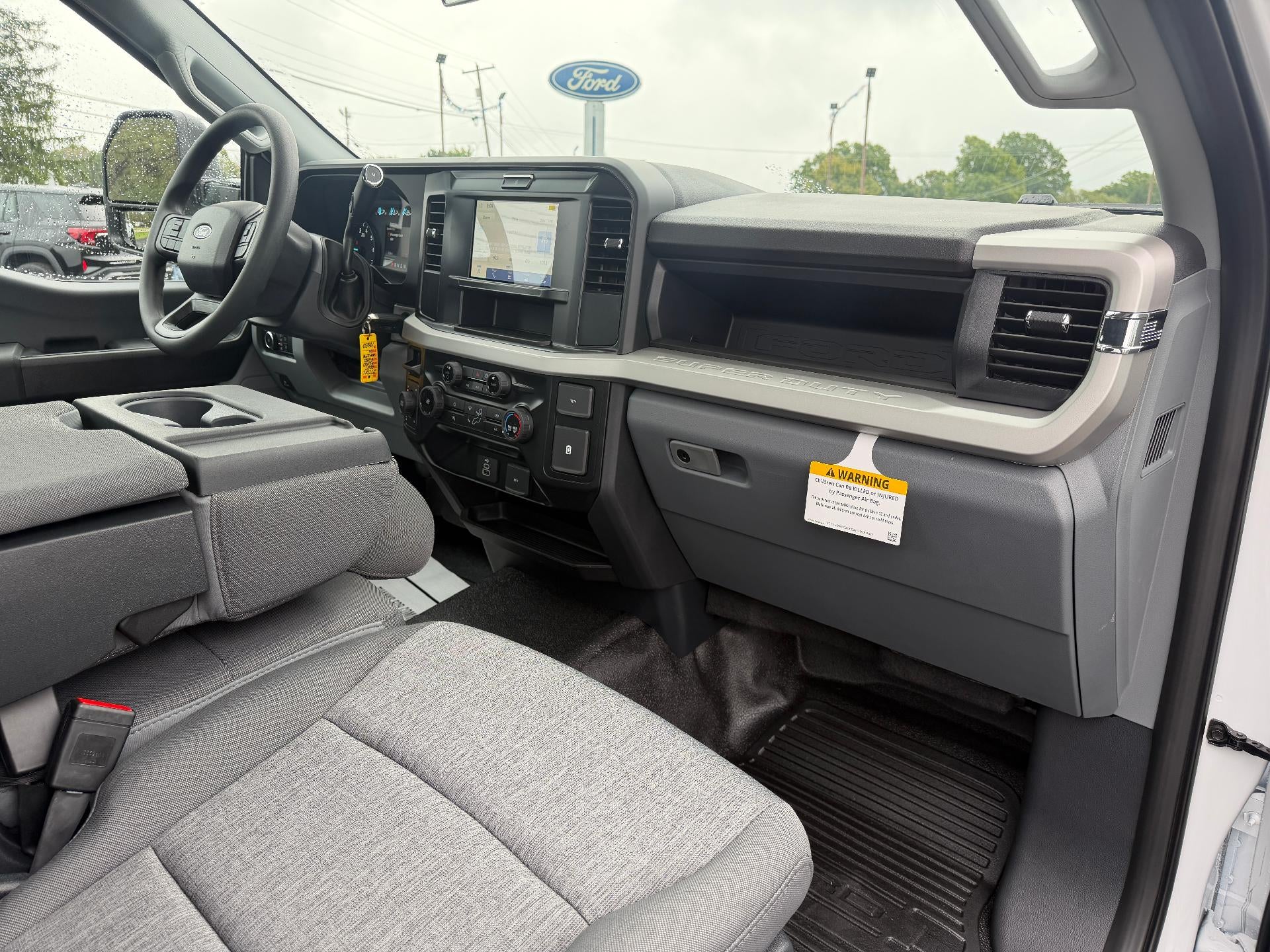 2027 Ford Super Duty F-250 SRW XL 4WD Reg Cab 8' Box