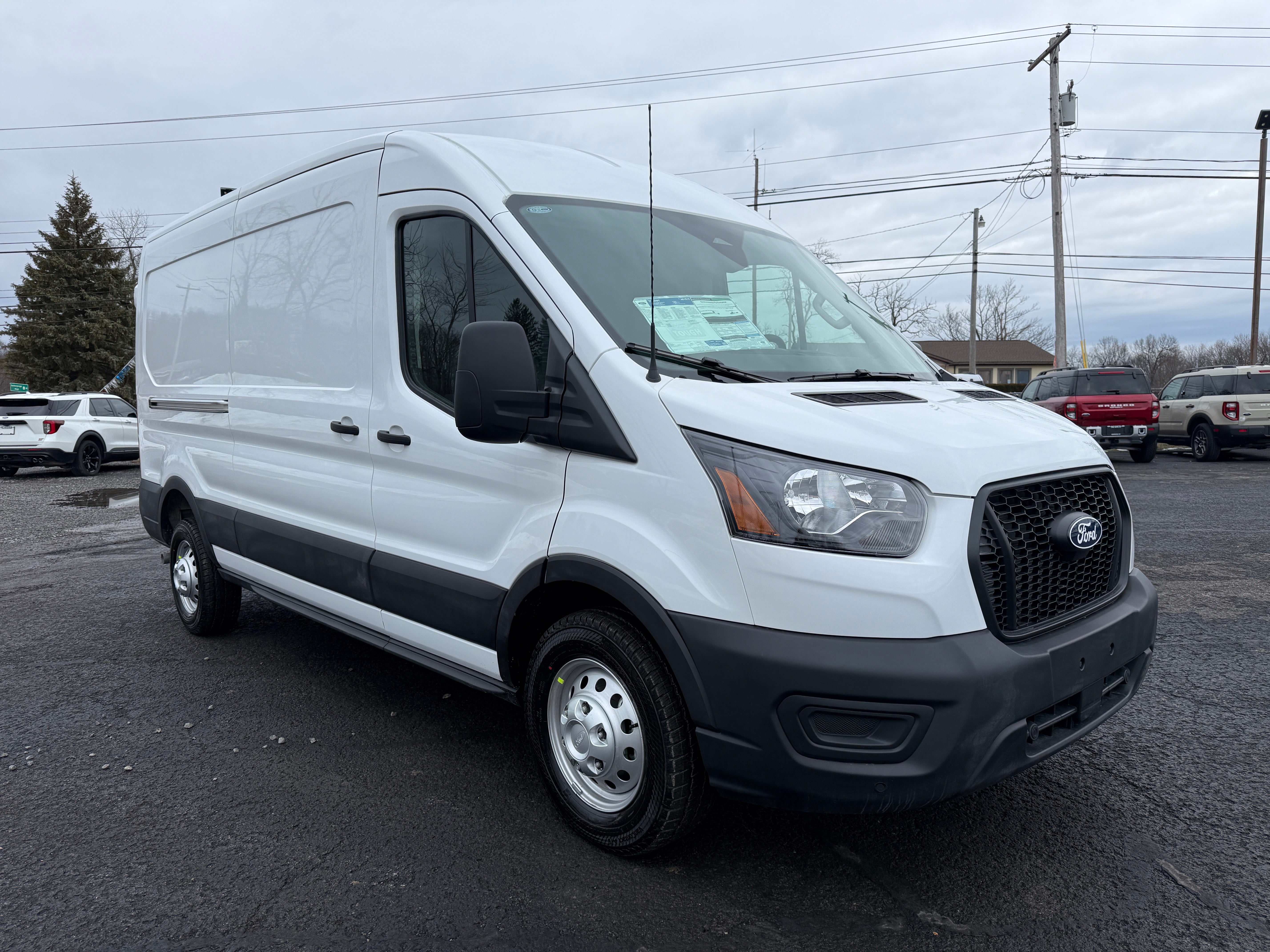 2026 Ford Transit Cargo Van T-250 148" Med Rf 9150 GVWR AWD