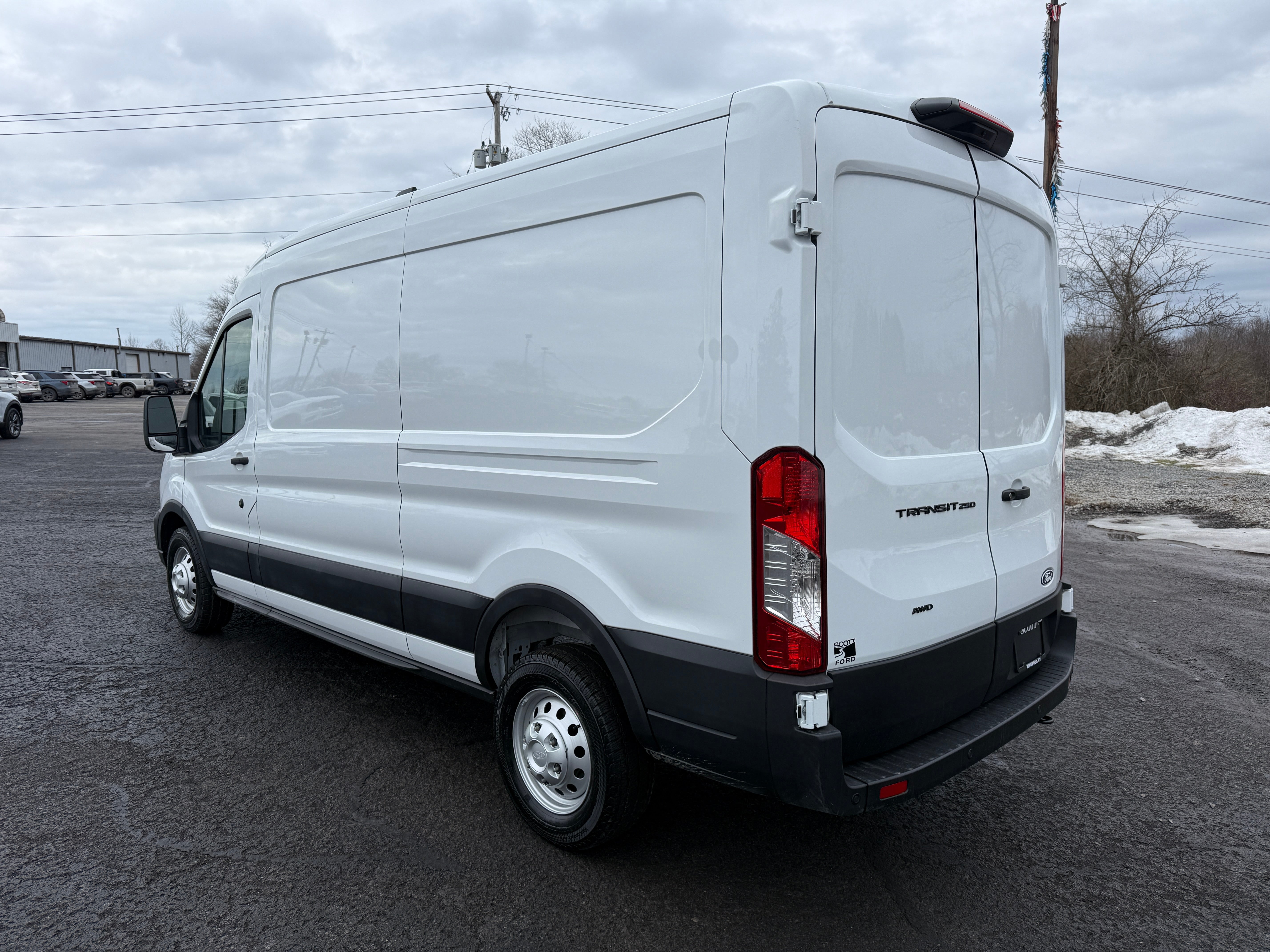 2026 Ford Transit Cargo Van T-250 148" Med Rf 9150 GVWR AWD