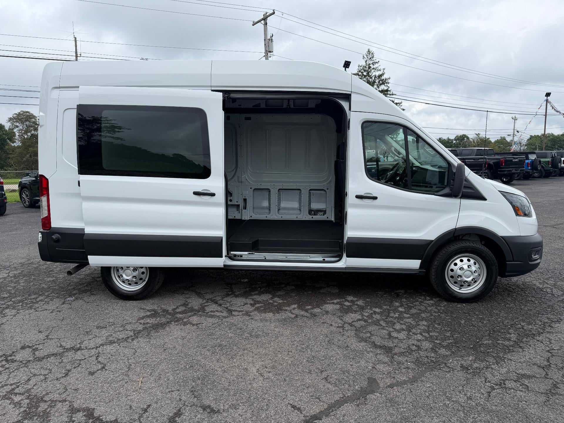 2026 Ford Transit Cargo Van T-250 148" Hi Rf 9150 GVWR AWD