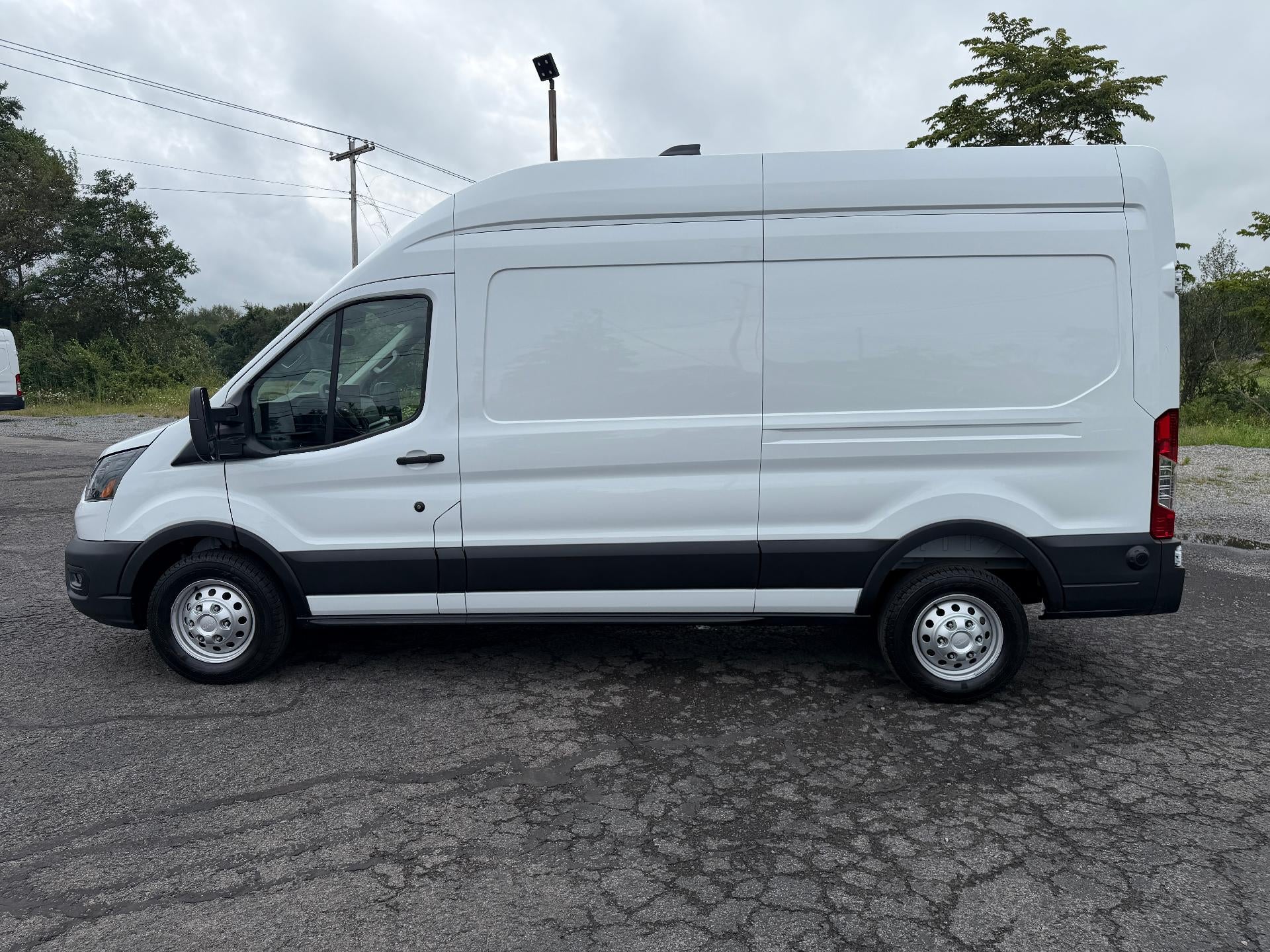 2026 Ford Transit Cargo Van T-250 148" Hi Rf 9150 GVWR AWD