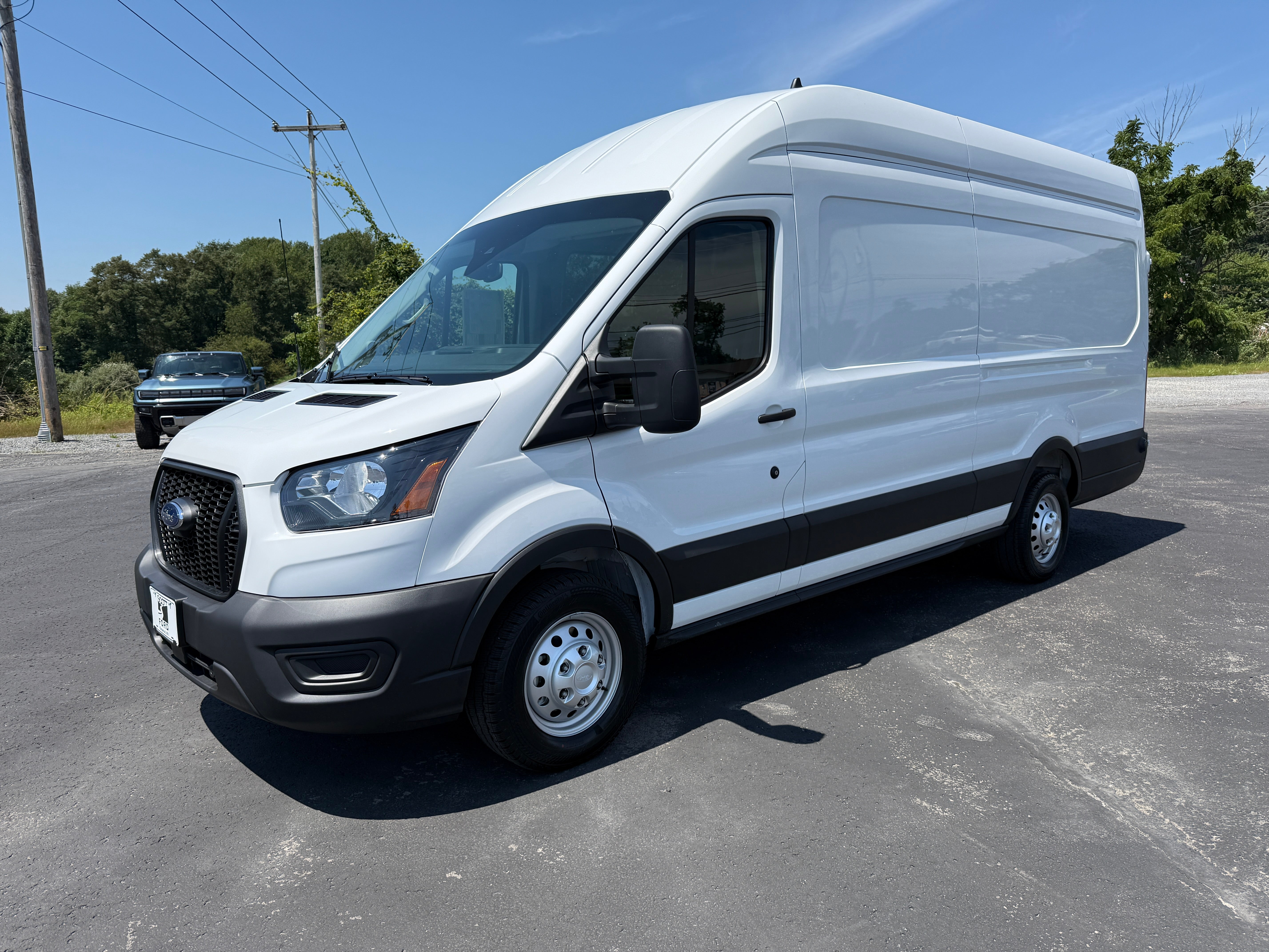2025 Ford Transit Cargo Van T-250 148" EL Hi Rf 9070 GVWR AWD