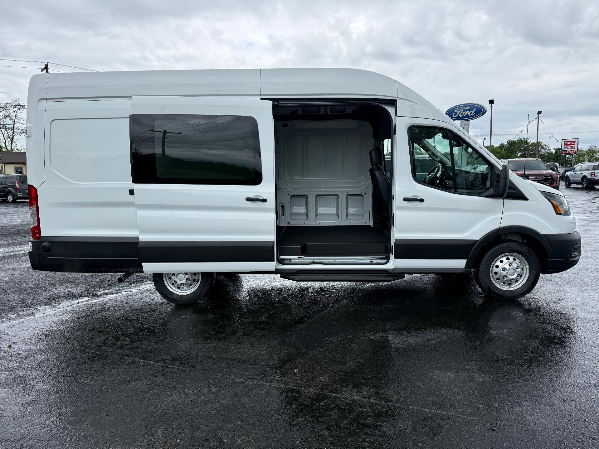 2026 Ford Transit Cargo Van T-250 148" EL Hi Rf 9150 GVWR AWD