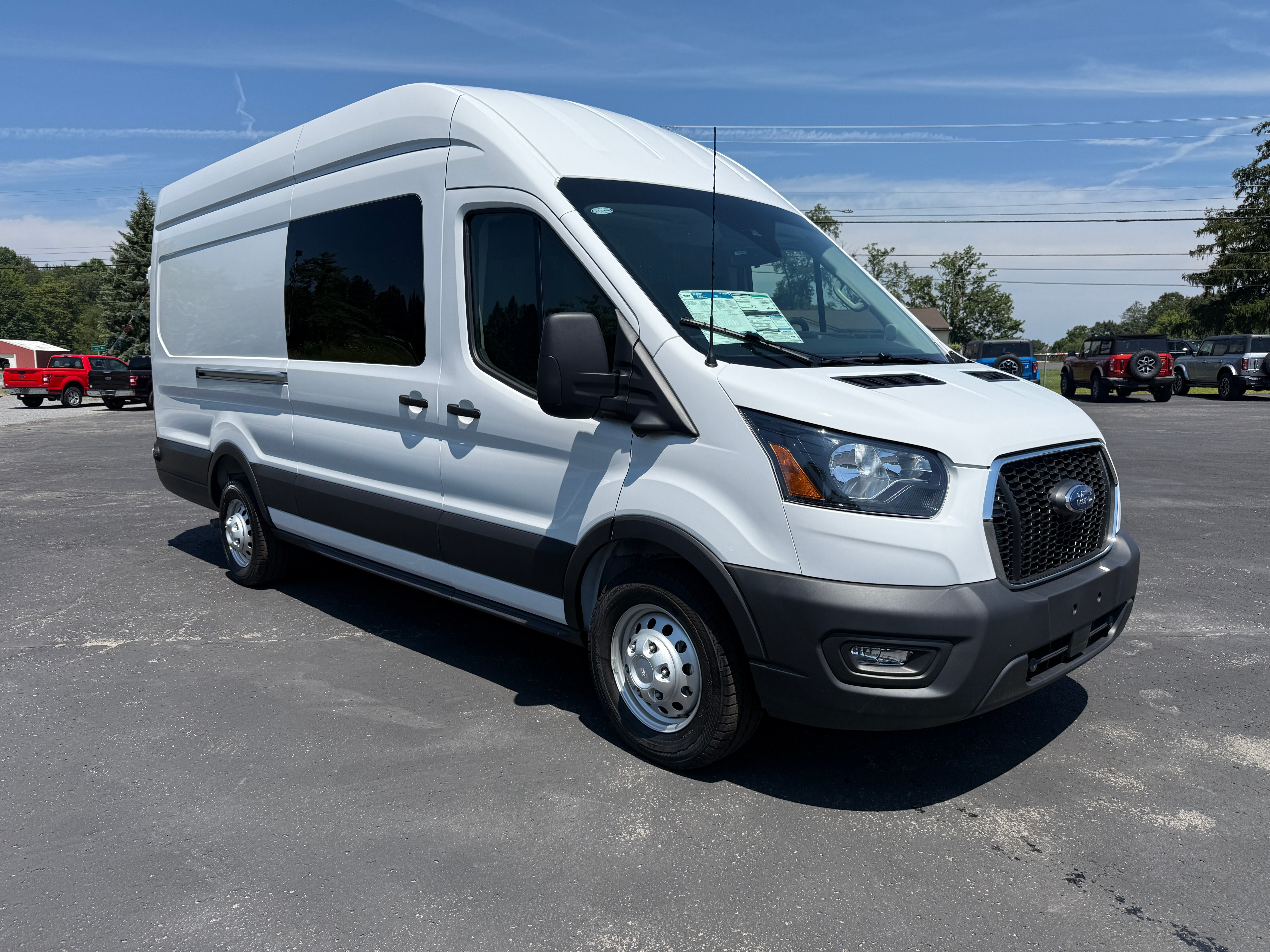 2025 Ford Transit Cargo Van T-250 148" EL Hi Rf 9070 GVWR AWD