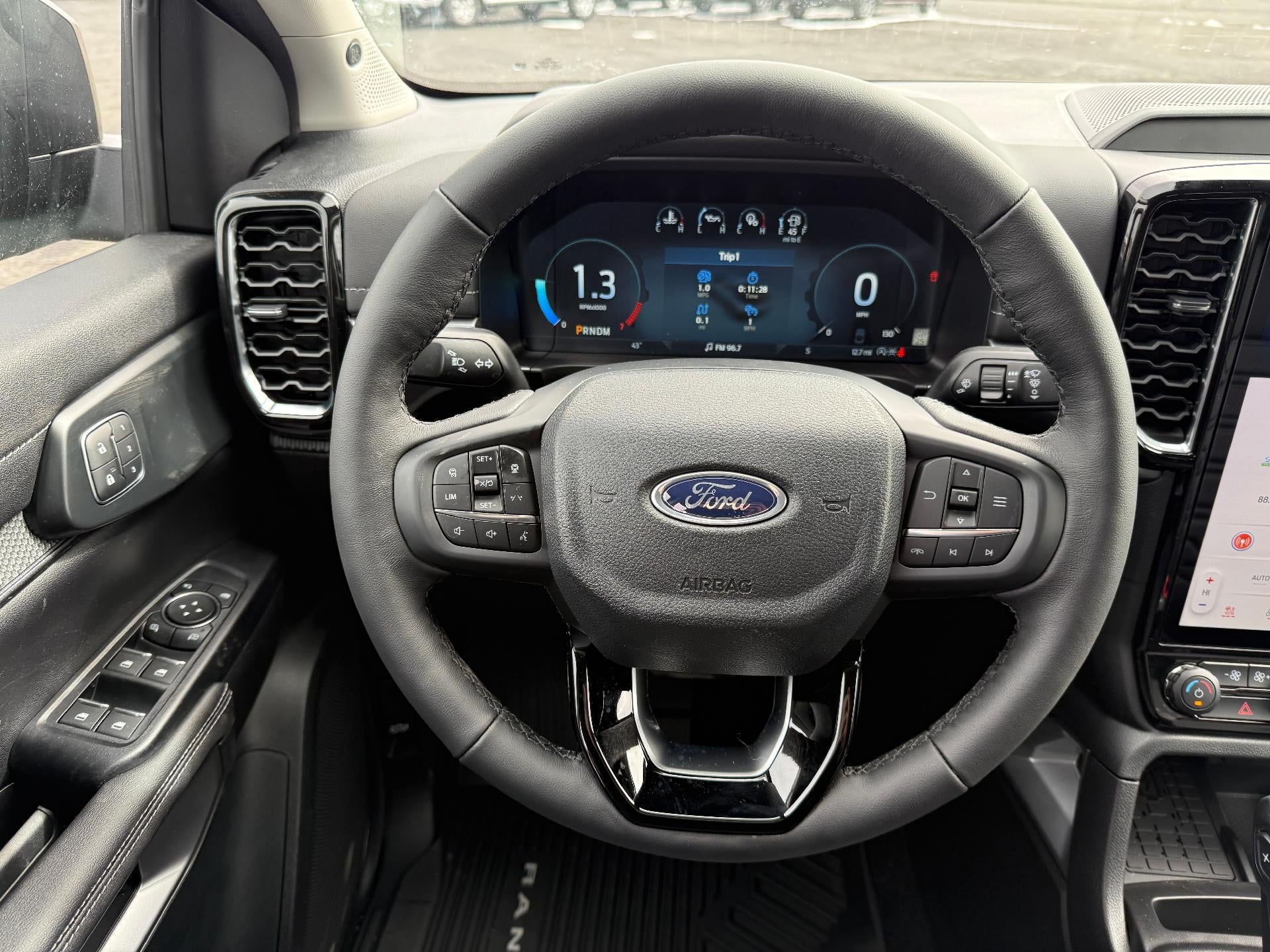 2026 Ford Ranger LARIAT 4WD SuperCrew 5' Box