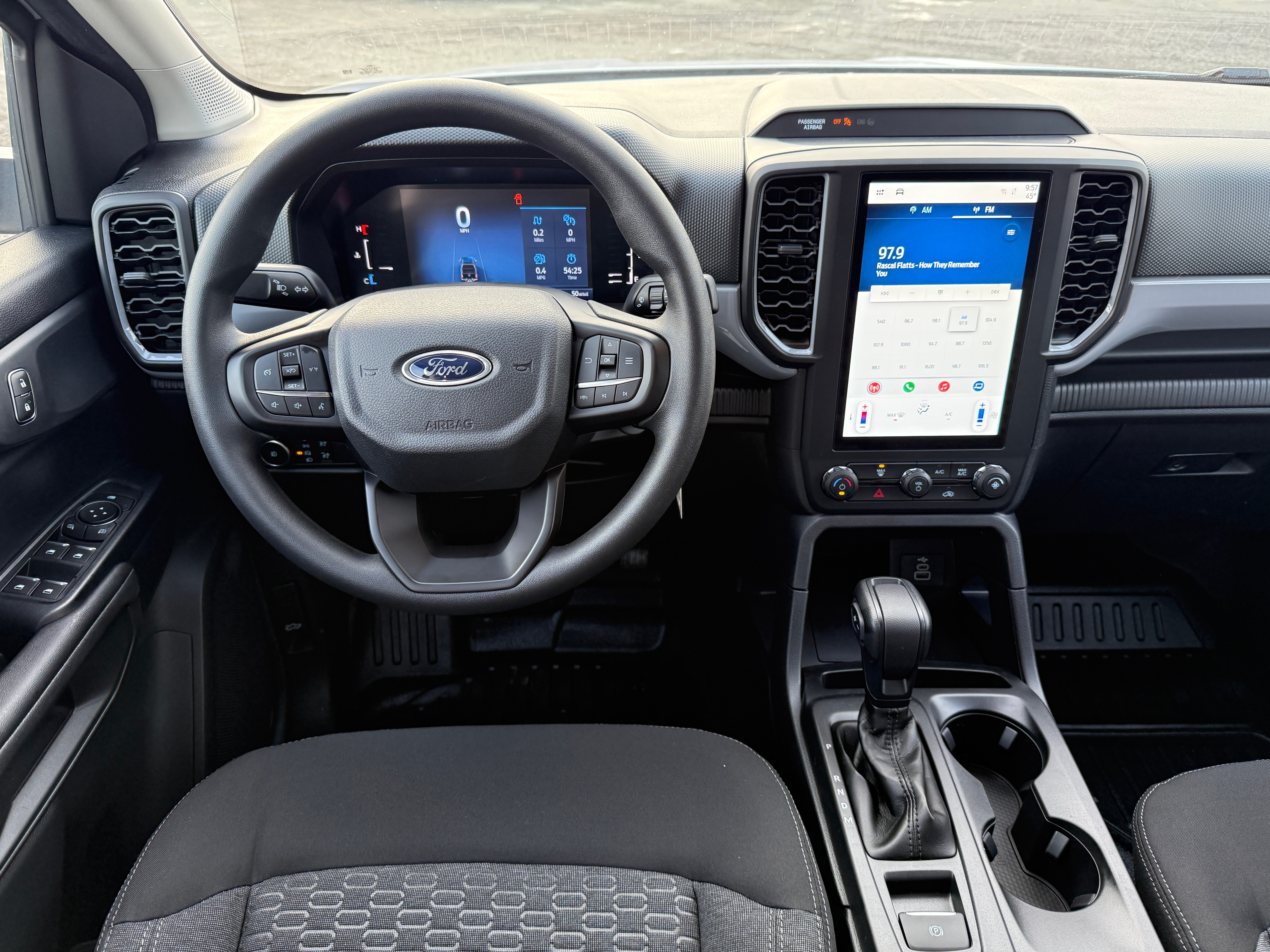 2025 Ford Ranger XL 4WD SuperCrew 5' Box