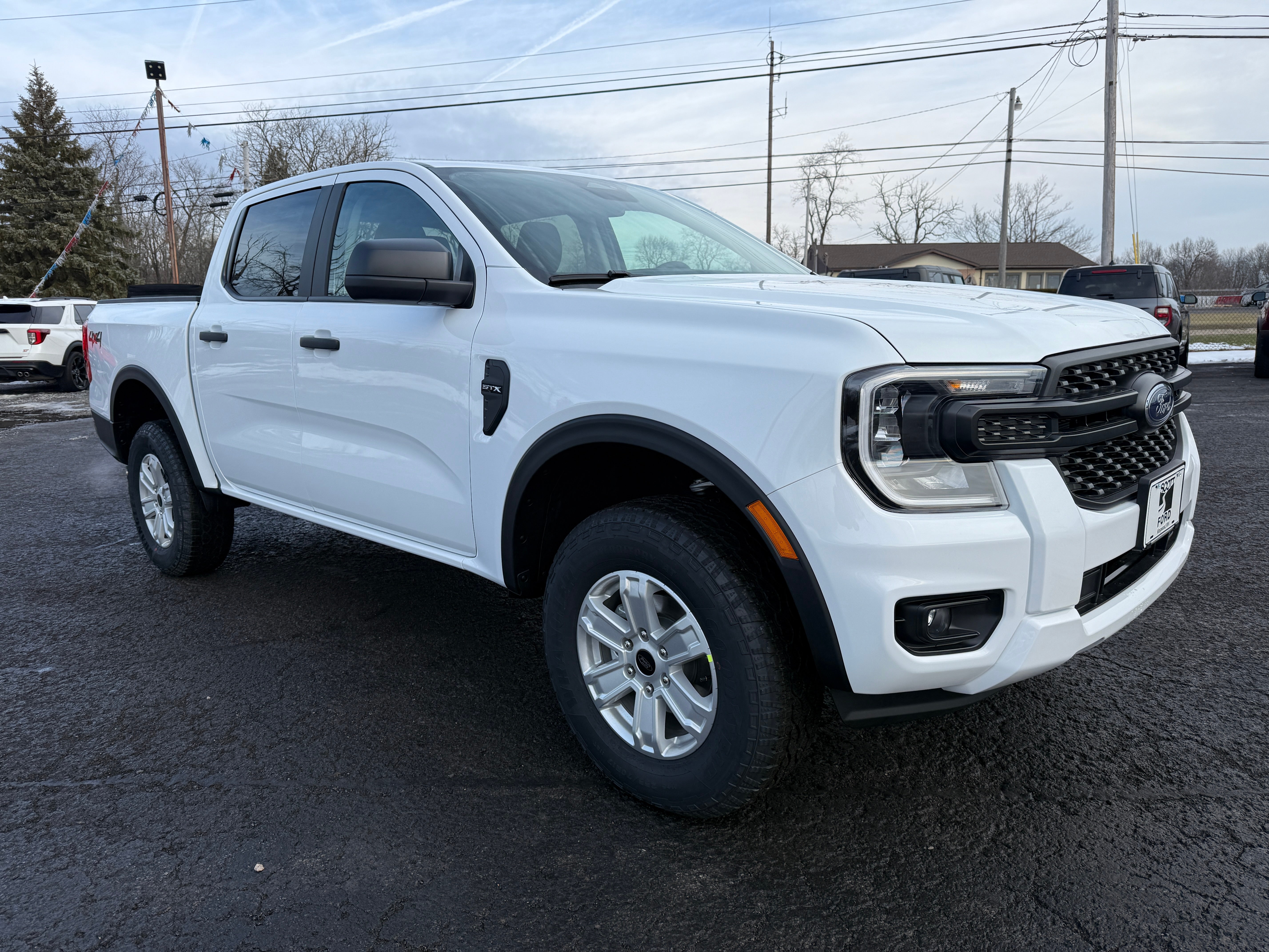 2025 Ford Ranger XL 4WD SuperCrew 5' Box