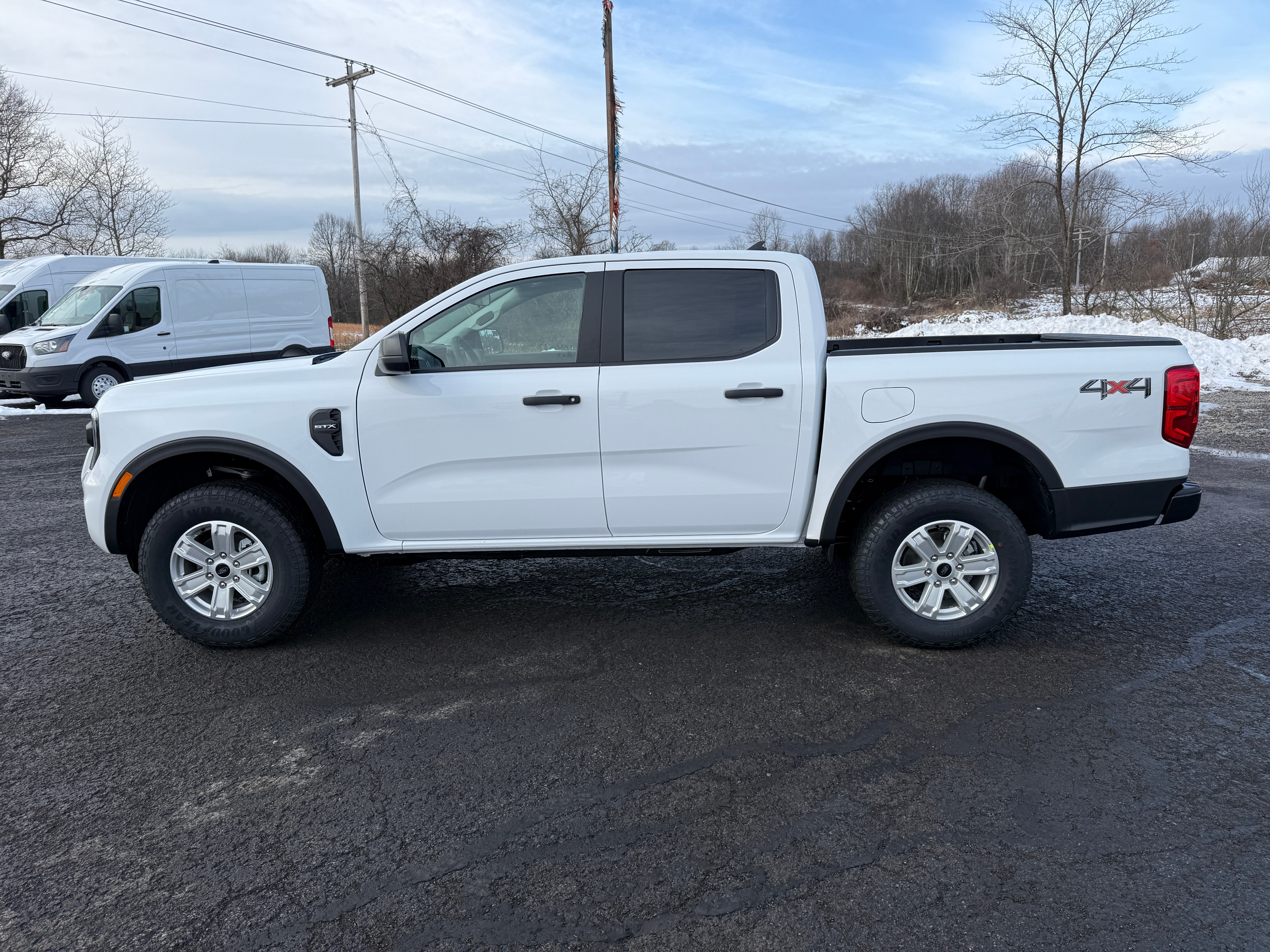 2025 Ford Ranger XL 4WD SuperCrew 5' Box
