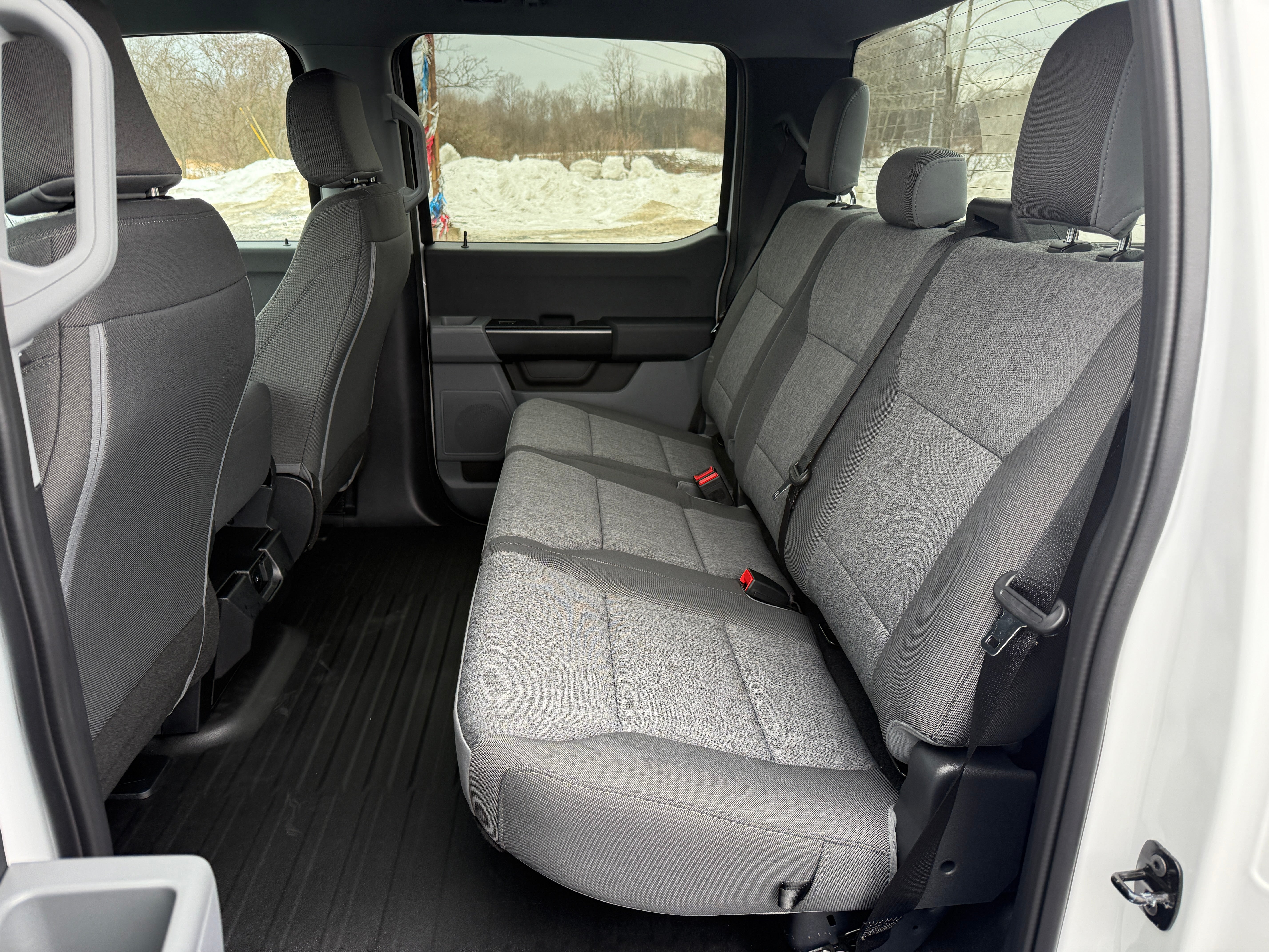 2025 Ford F-150 XL 4WD SuperCrew 5.5' Box