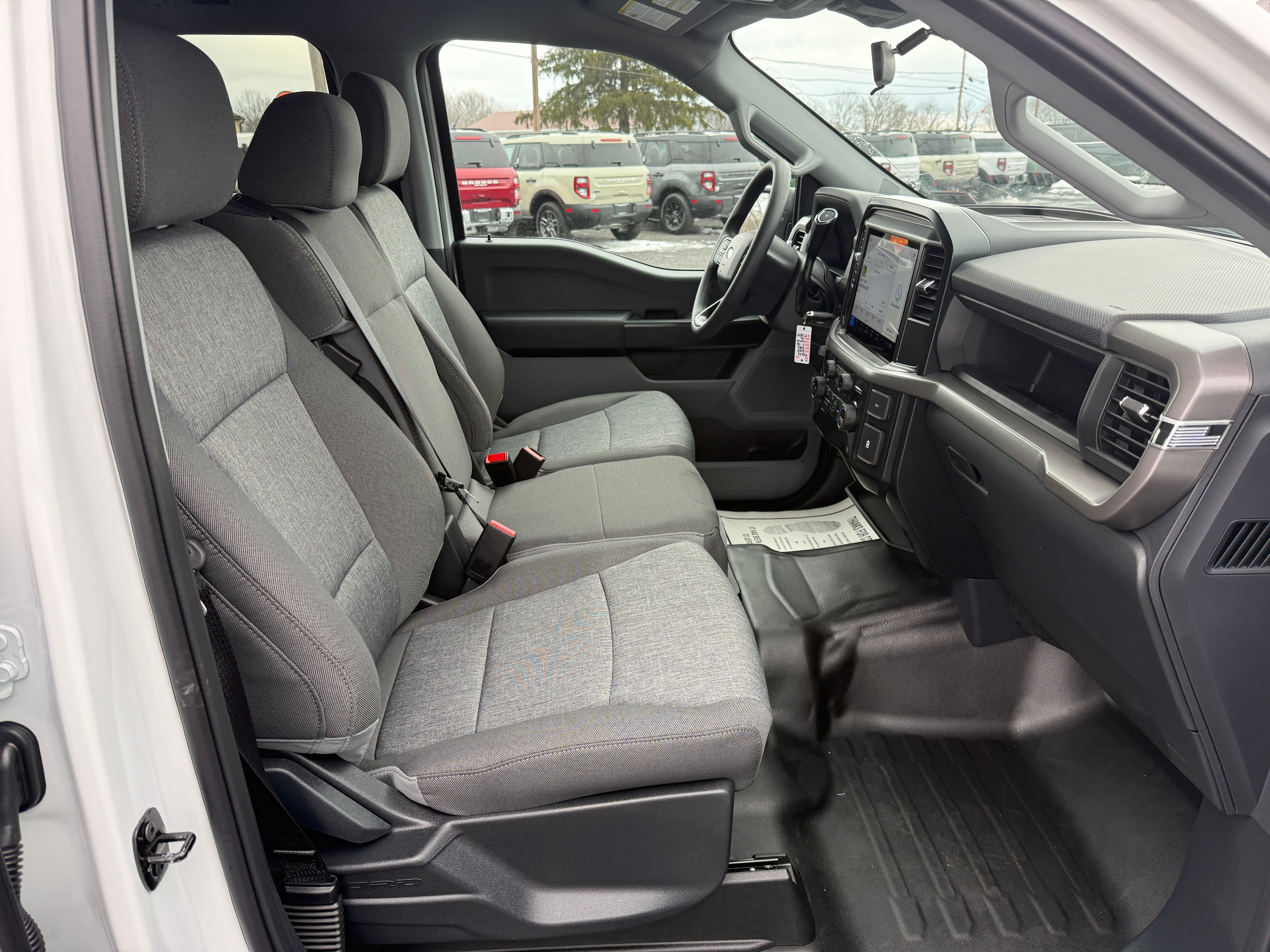 2025 Ford F-150 XL 4WD SuperCrew 5.5' Box