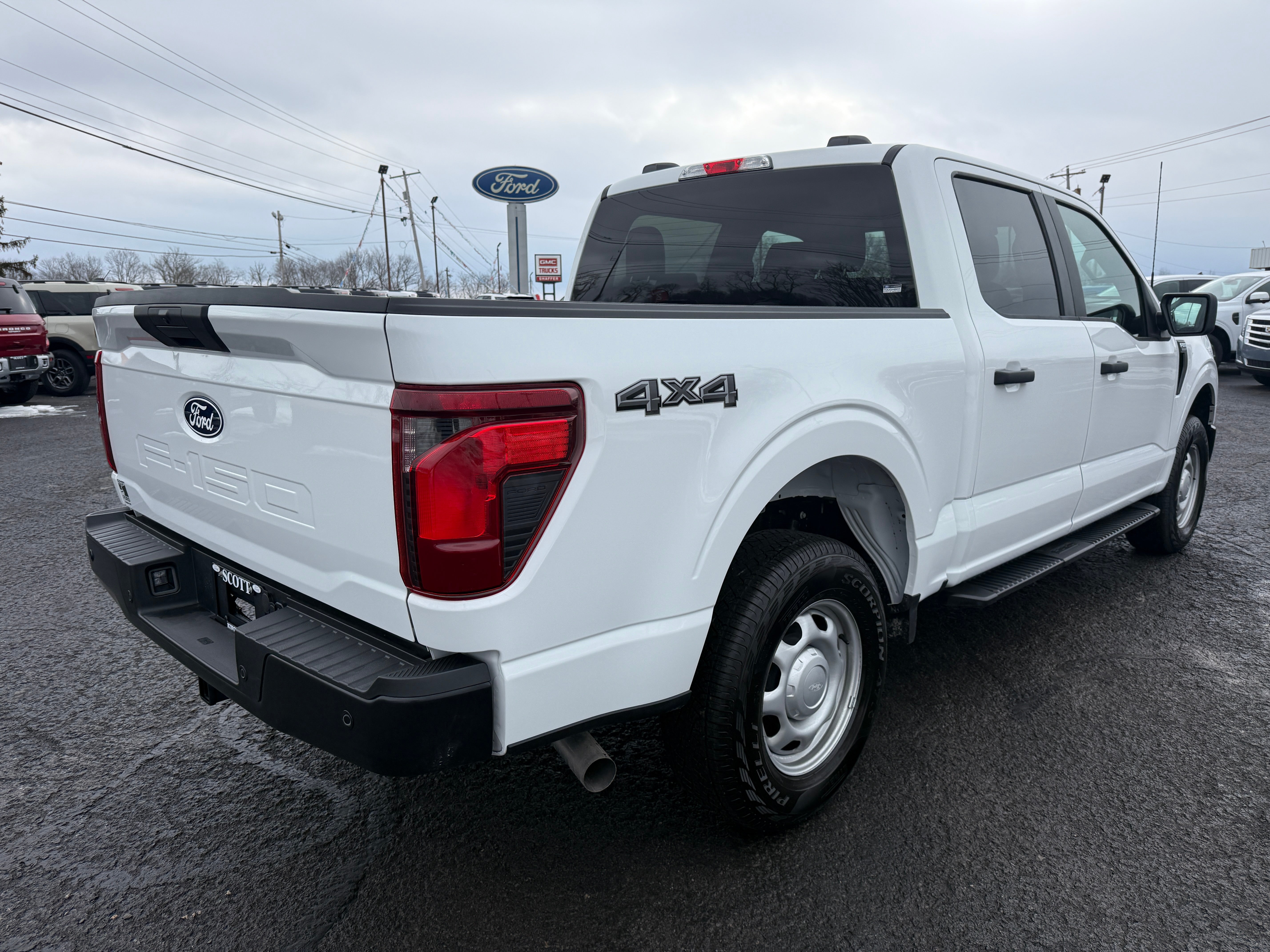 2025 Ford F-150 XL 4WD SuperCrew 5.5' Box