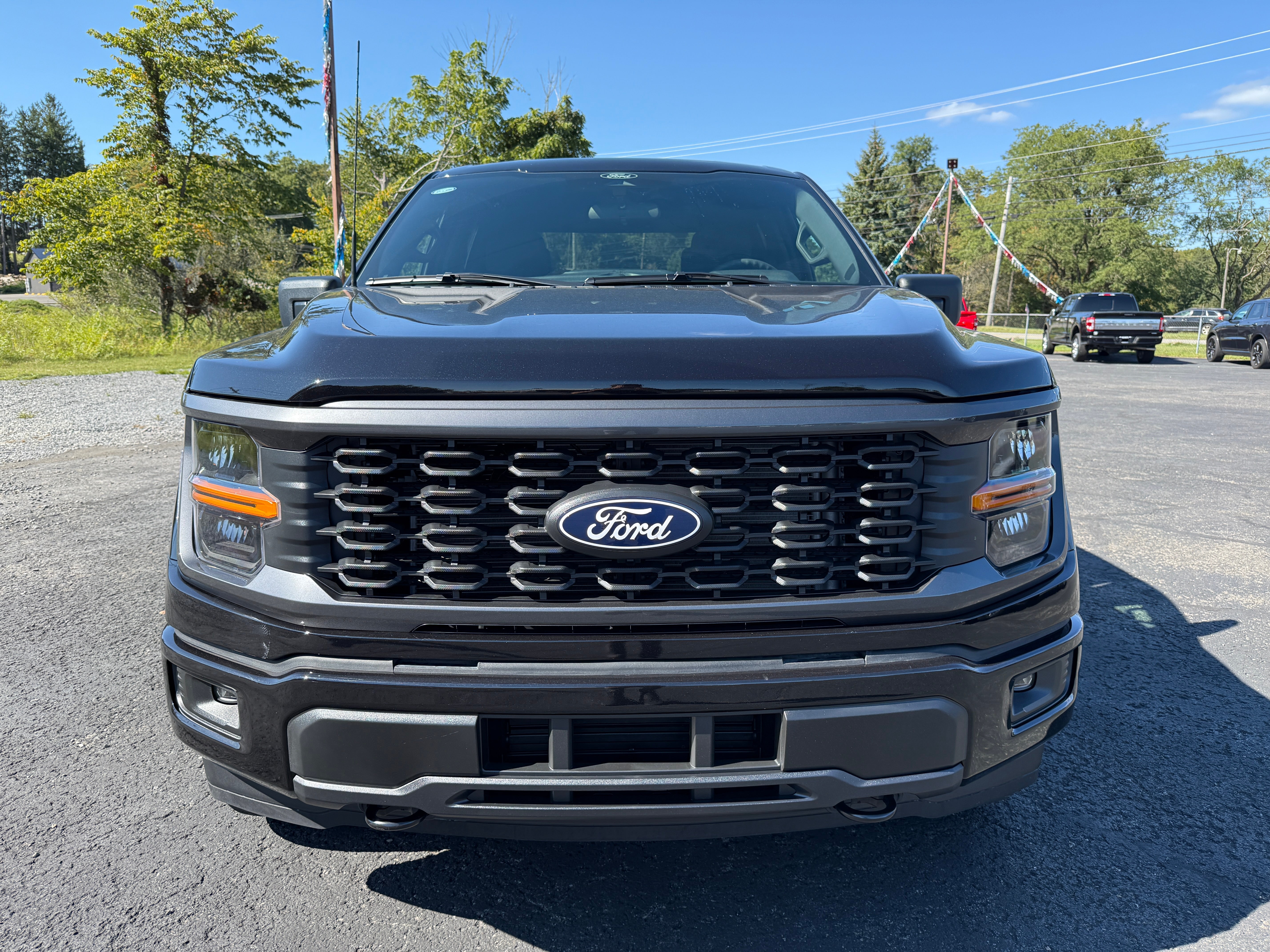 2025 Ford F-150 STX 4WD SuperCrew 5.5' Box