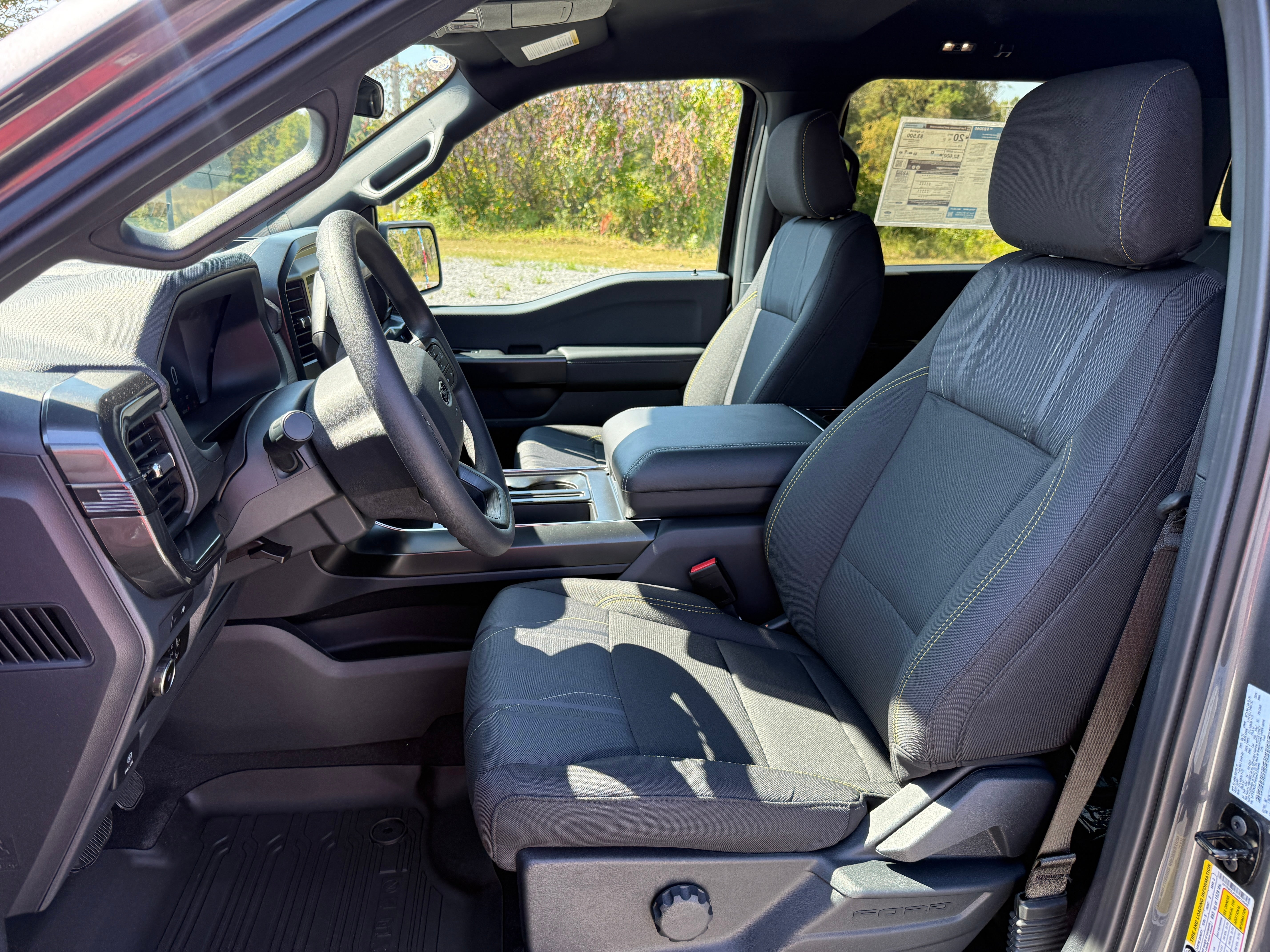 2025 Ford F-150 STX 4WD SuperCrew 5.5' Box