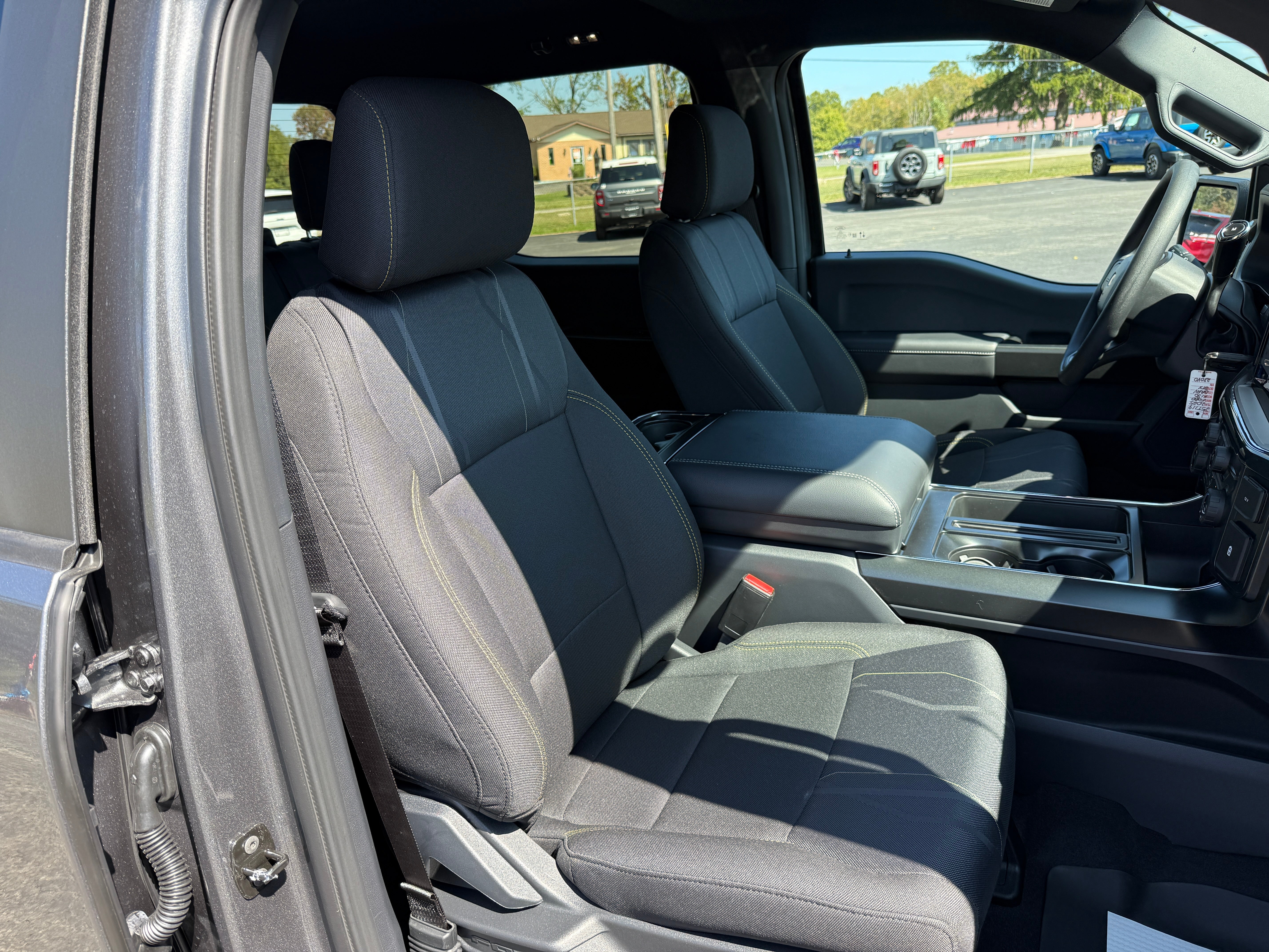 2025 Ford F-150 STX 4WD SuperCrew 5.5' Box