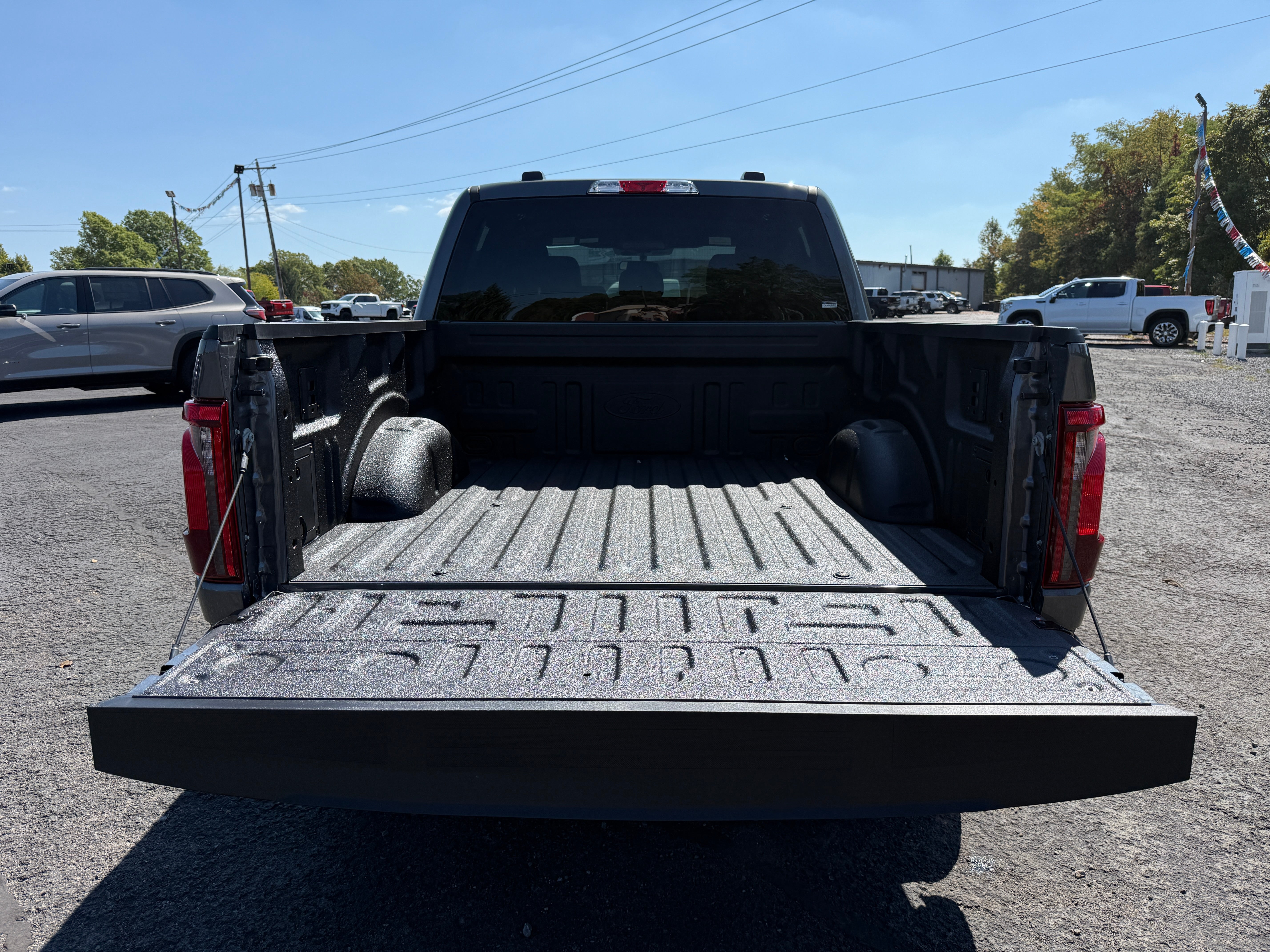 2025 Ford F-150 STX 4WD SuperCrew 5.5' Box