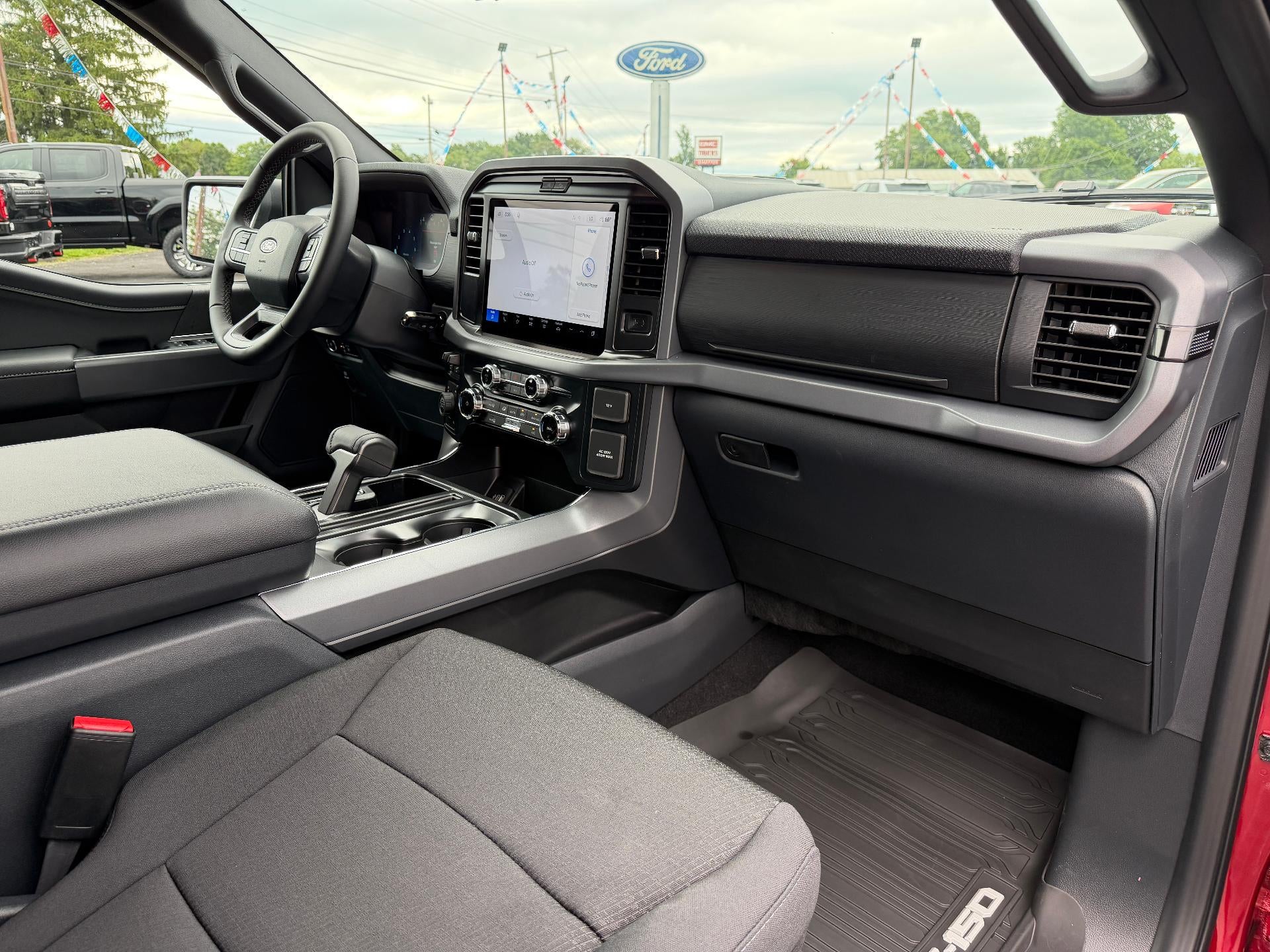 2026 Ford F-150 XLT 4WD SuperCrew 5.5' Box