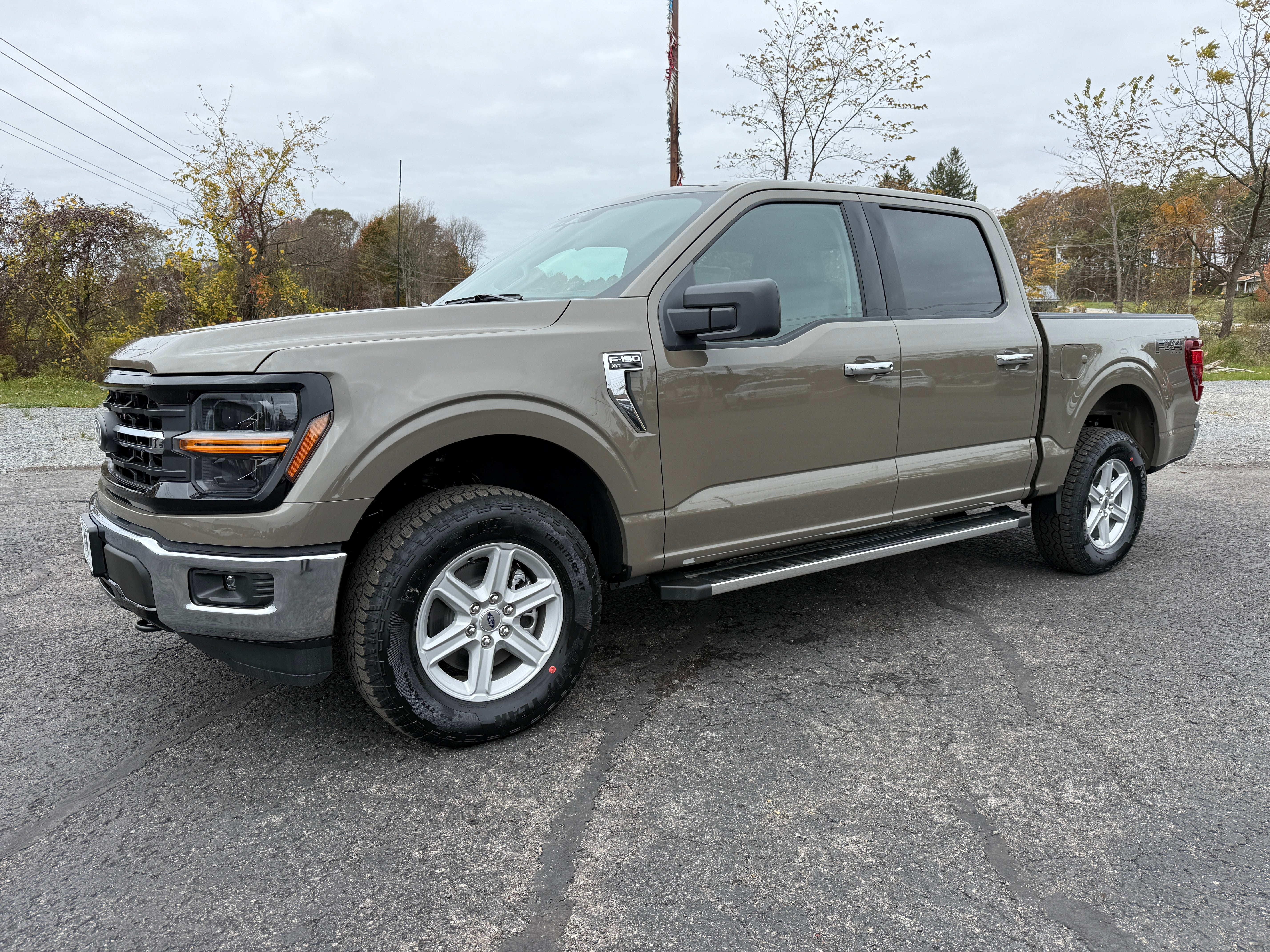 2025 Ford F-150 XLT 4WD SuperCrew 5.5' Box