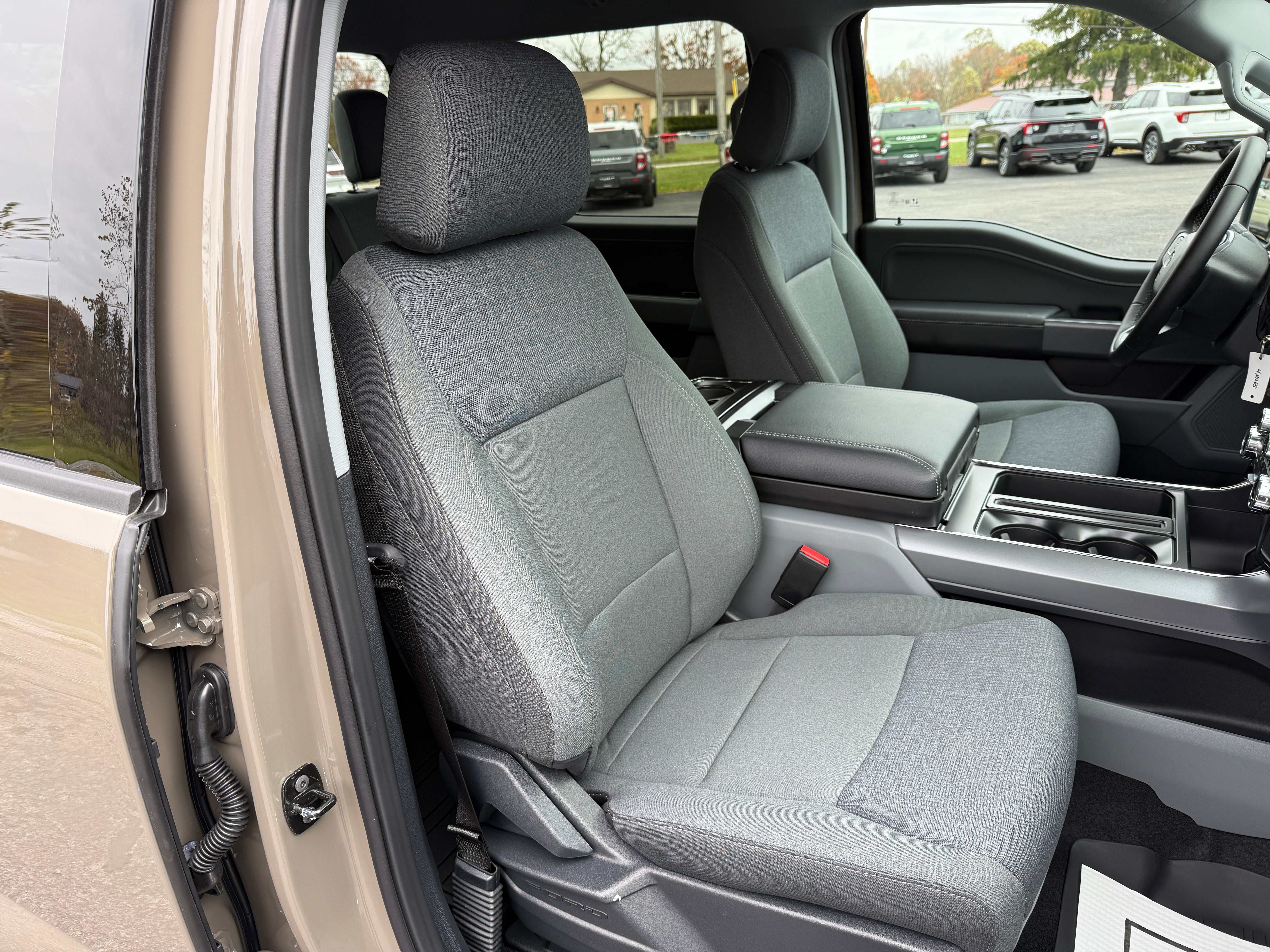 2025 Ford F-150 XLT 4WD SuperCrew 5.5' Box