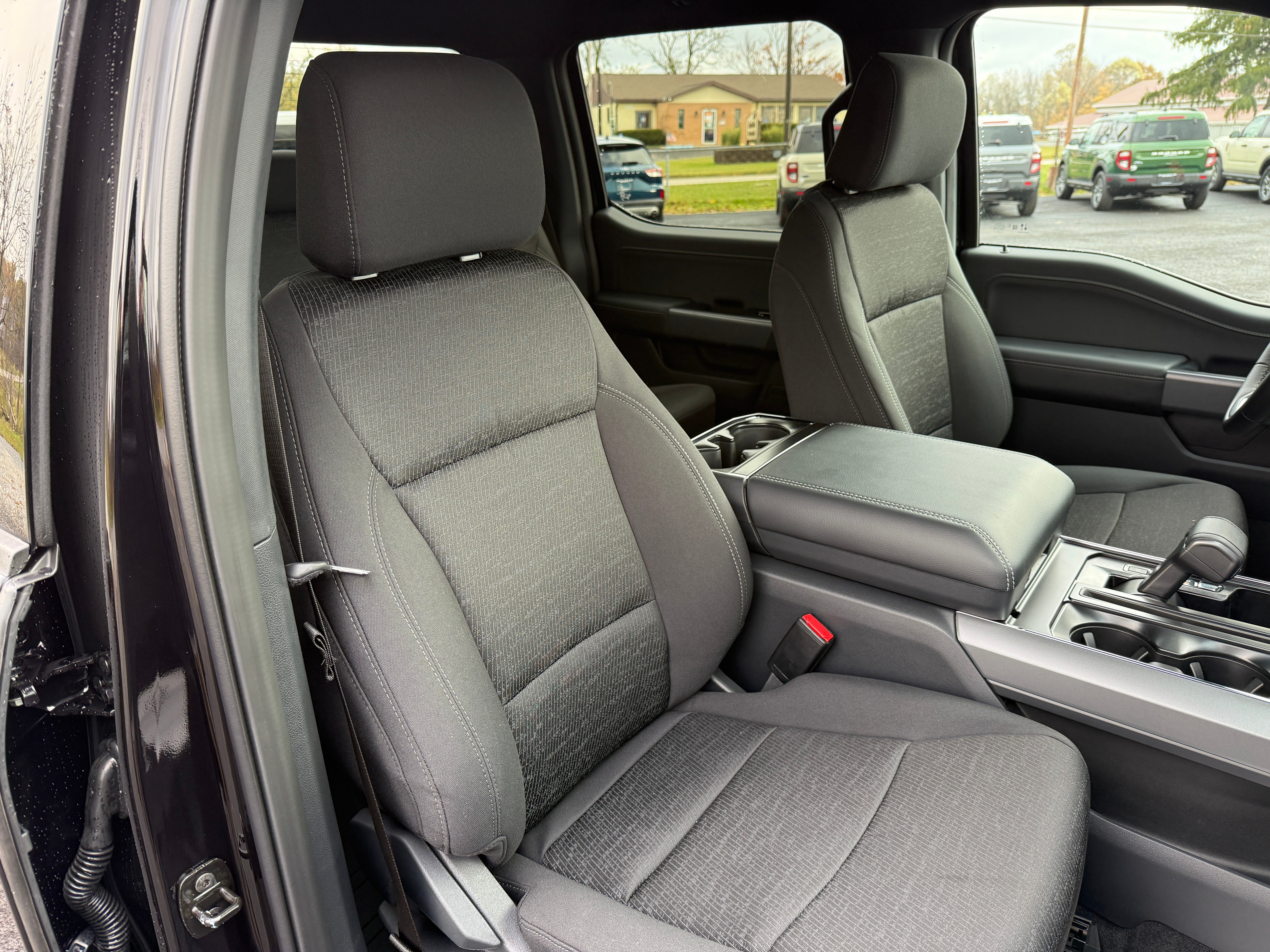 2025 Ford F-150 XLT 4WD SuperCrew 5.5' Box