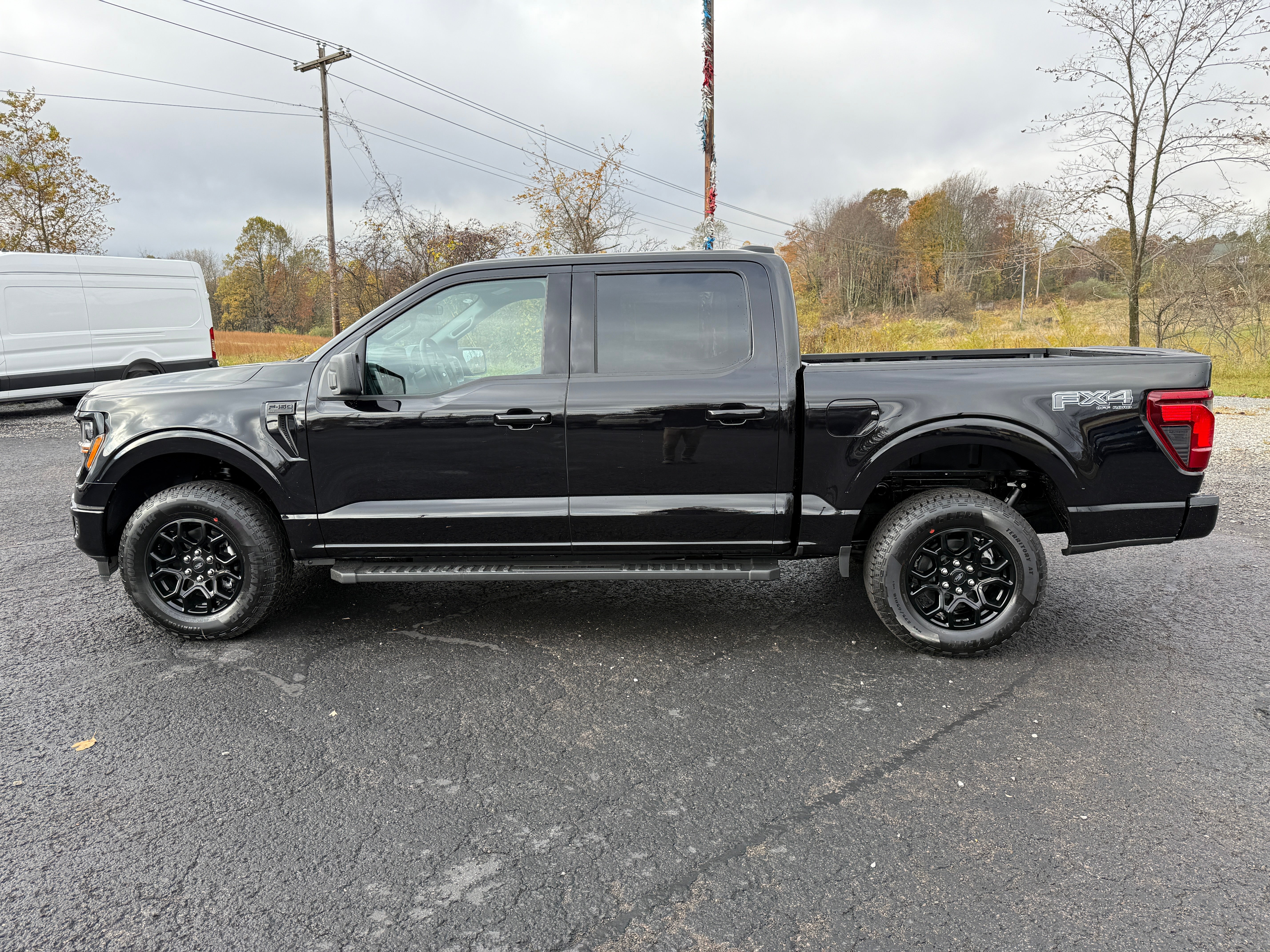 2025 Ford F-150 XLT 4WD SuperCrew 5.5' Box