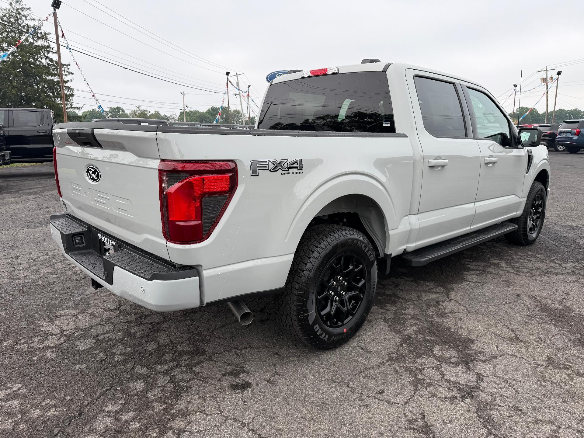 2026 Ford F-150 XLT 4WD SuperCrew 5.5' Box