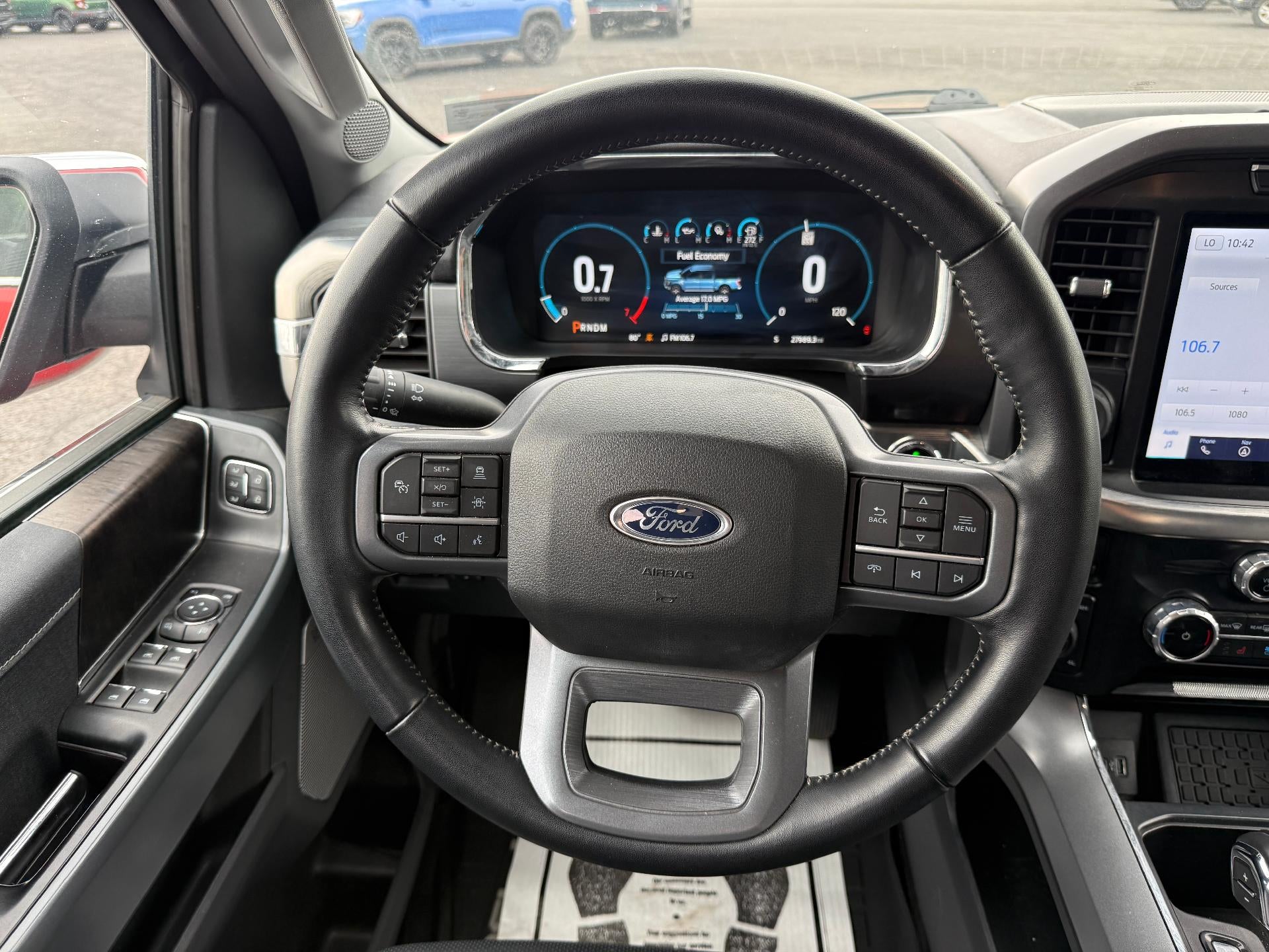 2023 Ford F-150 LARIAT 4WD SuperCrew 5.5' Box
