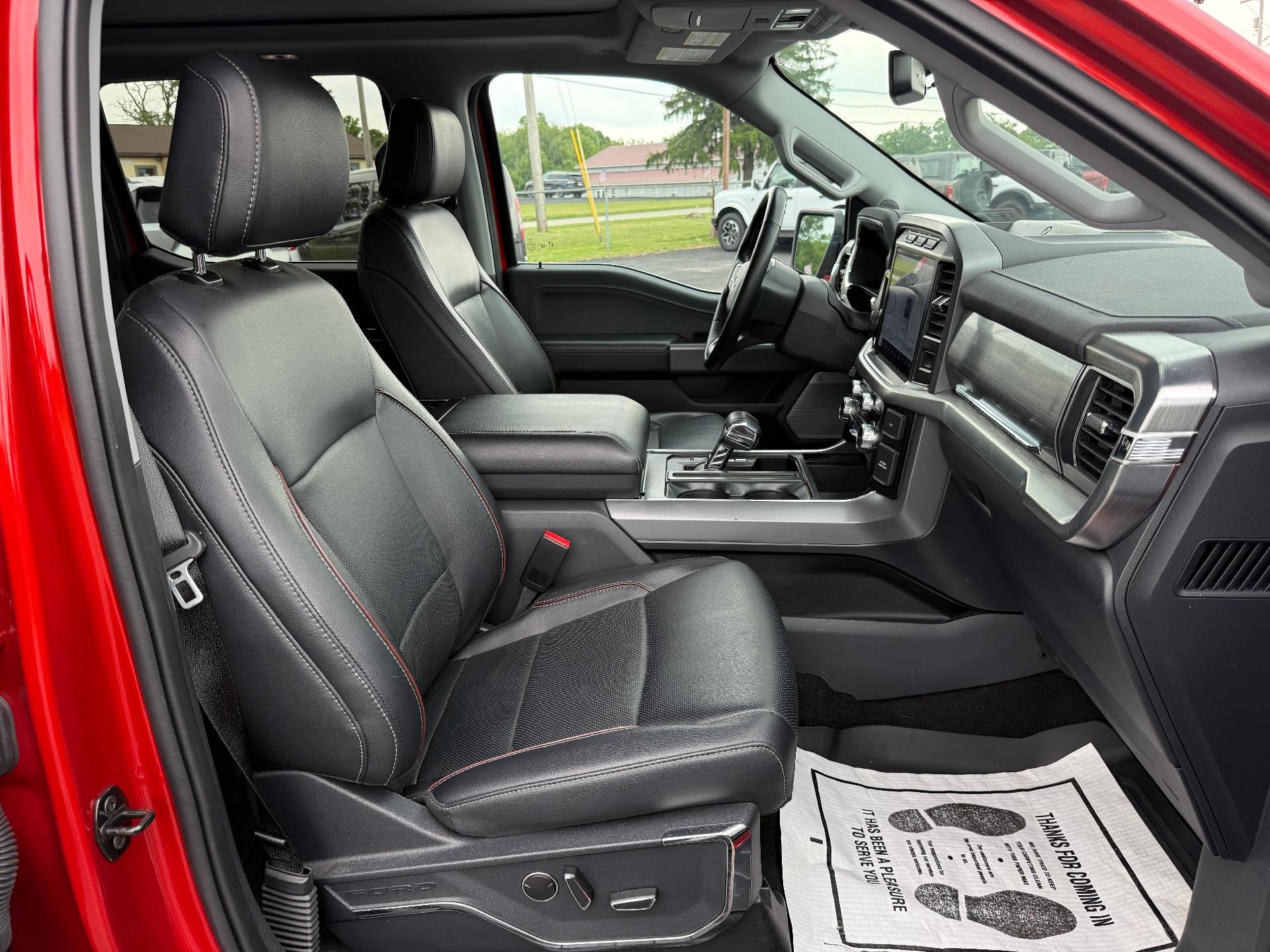 2023 Ford F-150 LARIAT 4WD SuperCrew 5.5' Box